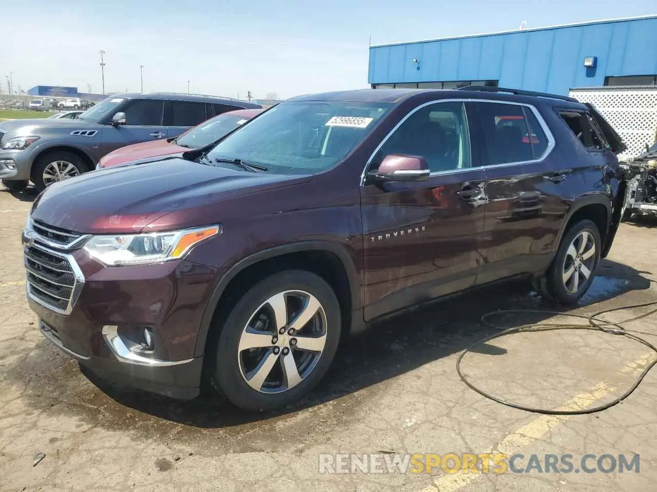 1 Photograph of a damaged car 1GNEVHKW9KJ186150 CHEVROLET TRAVERSE 2019