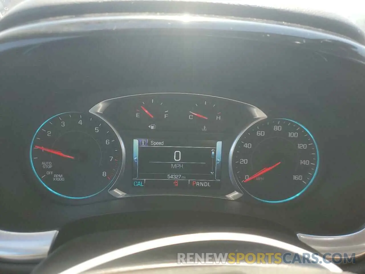 9 Photograph of a damaged car 1GNEVHKW9KJ186150 CHEVROLET TRAVERSE 2019