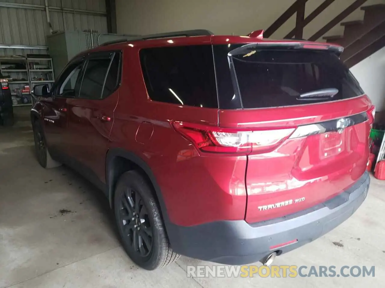 2 Фотография поврежденного автомобиля 1GNEVJKW0KJ129049 CHEVROLET TRAVERSE 2019