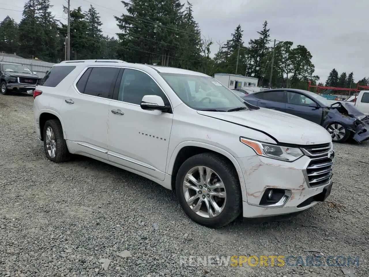 4 Photograph of a damaged car 1GNEVJKW0KJ174475 CHEVROLET TRAVERSE 2019