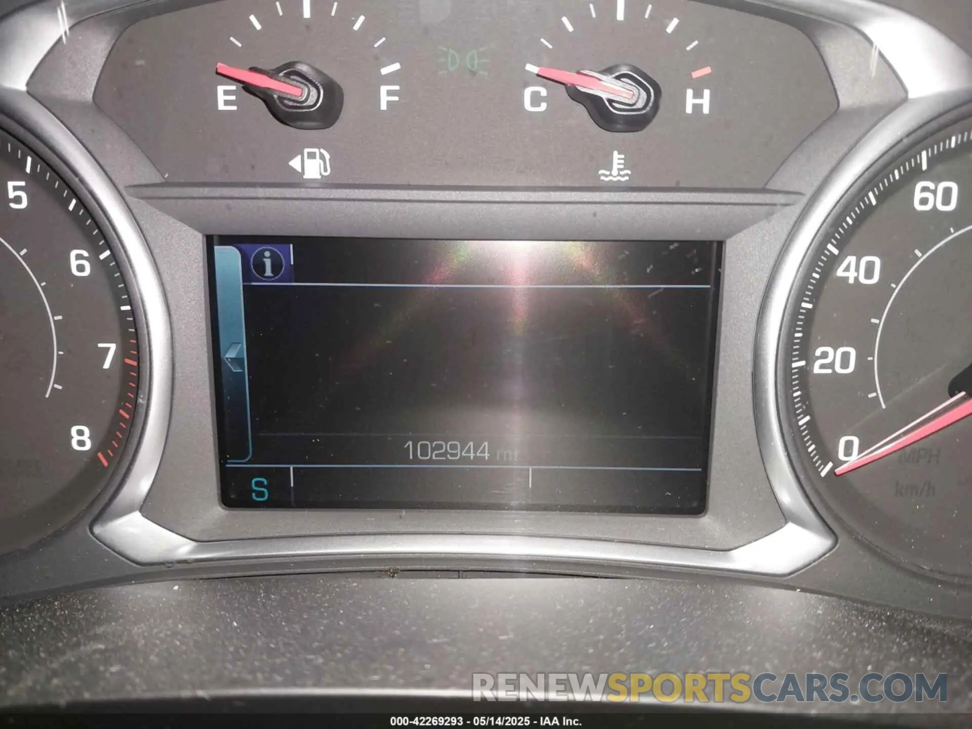 15 Photograph of a damaged car 1GNEVJKW1KJ288615 CHEVROLET TRAVERSE 2019