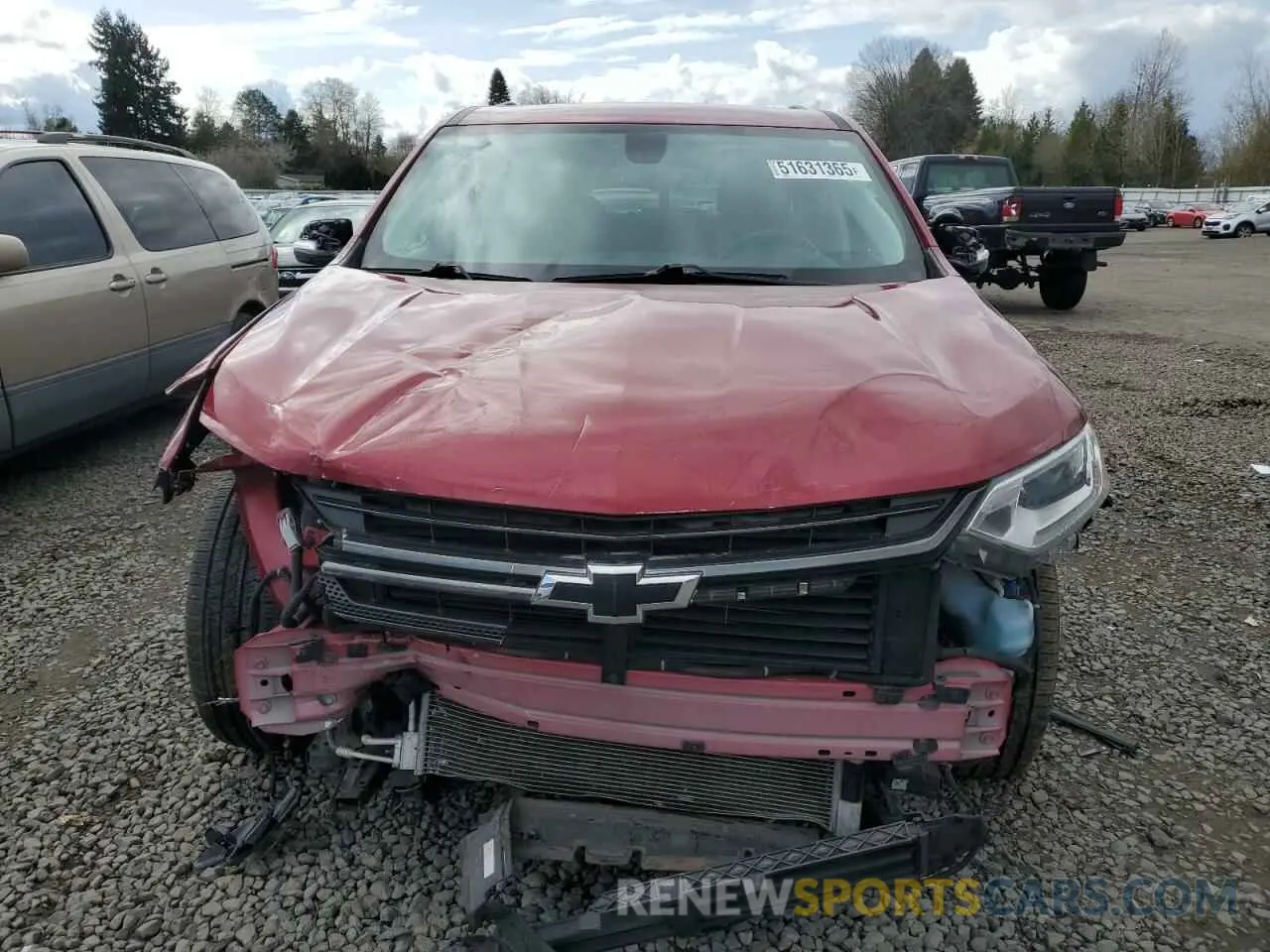 5 Фотография поврежденного автомобиля 1GNEVJKW4KJ127353 CHEVROLET TRAVERSE 2019