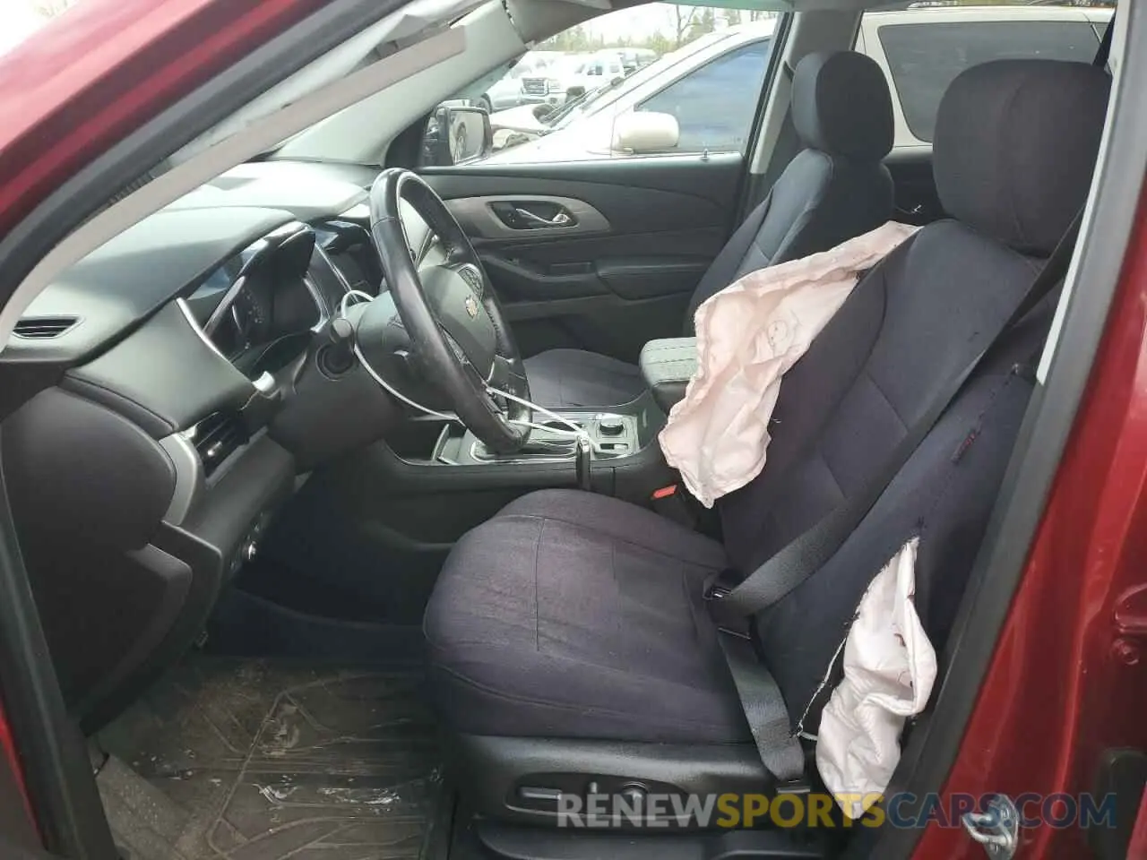 7 Фотография поврежденного автомобиля 1GNEVJKW4KJ127353 CHEVROLET TRAVERSE 2019