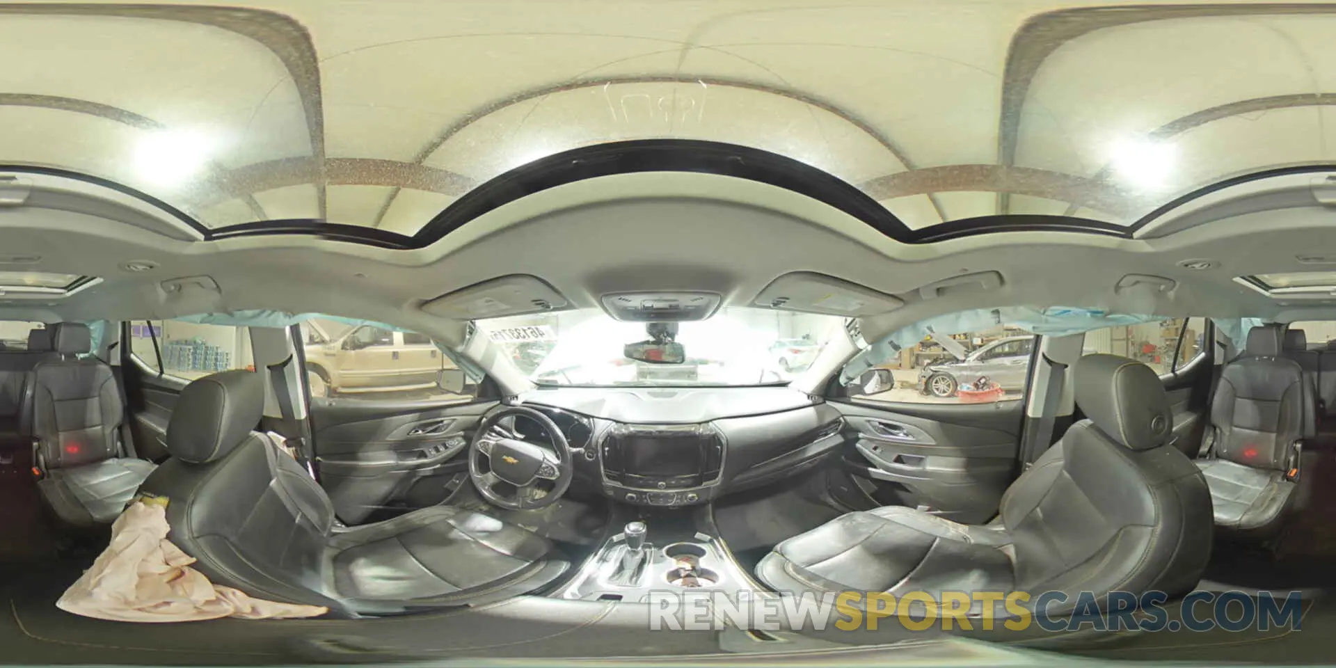 13 Photograph of a damaged car 1GNEVJKW4KJ211334 CHEVROLET TRAVERSE 2019