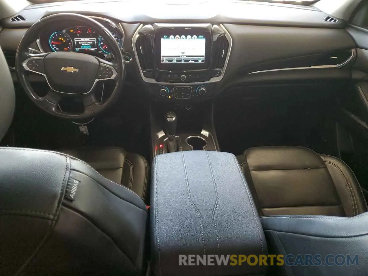 8 Photograph of a damaged car 1GNEVJKW5KJ319364 CHEVROLET TRAVERSE 2019