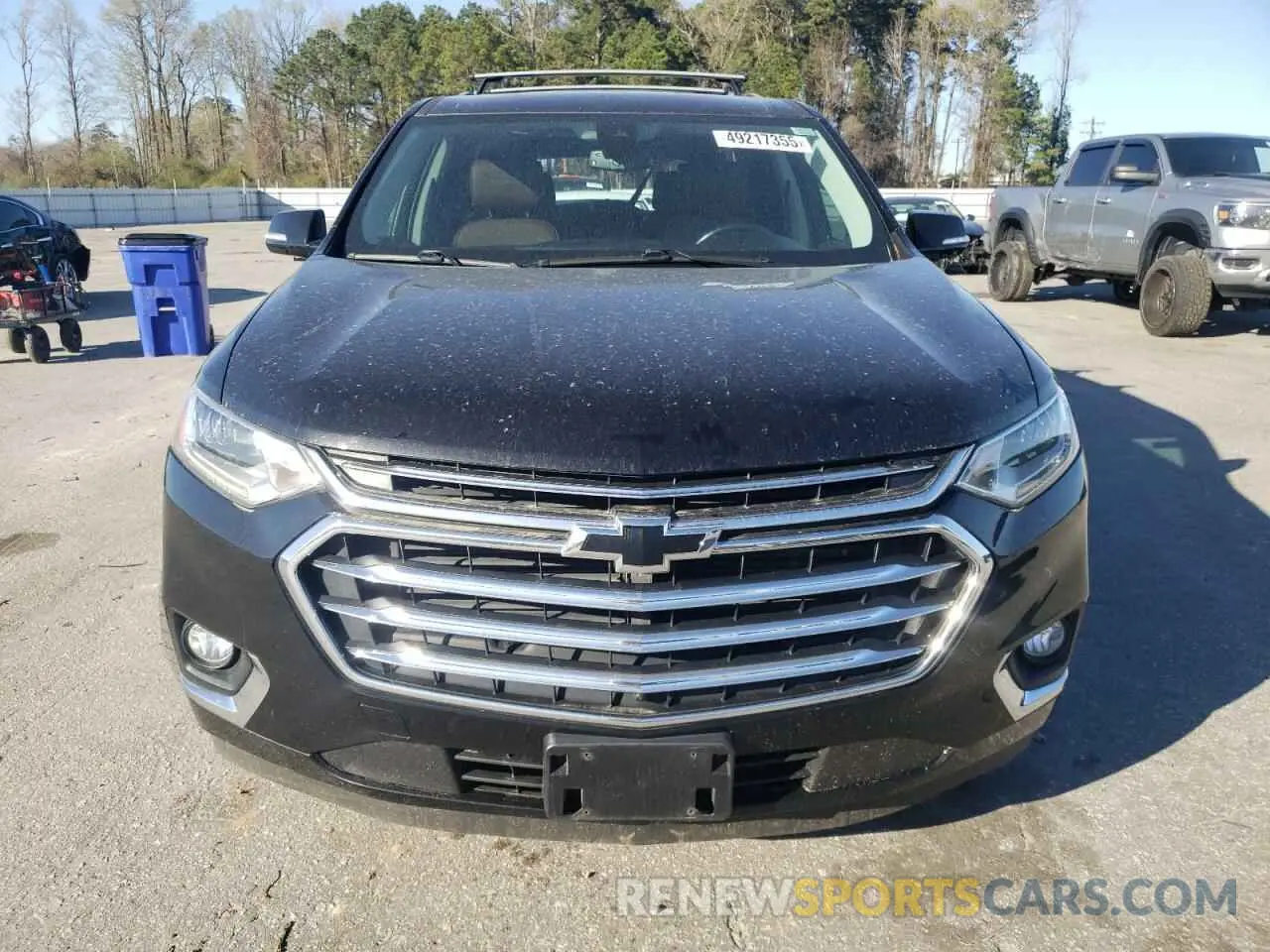 5 Photograph of a damaged car 1GNEVJKW9KJ201768 CHEVROLET TRAVERSE 2019
