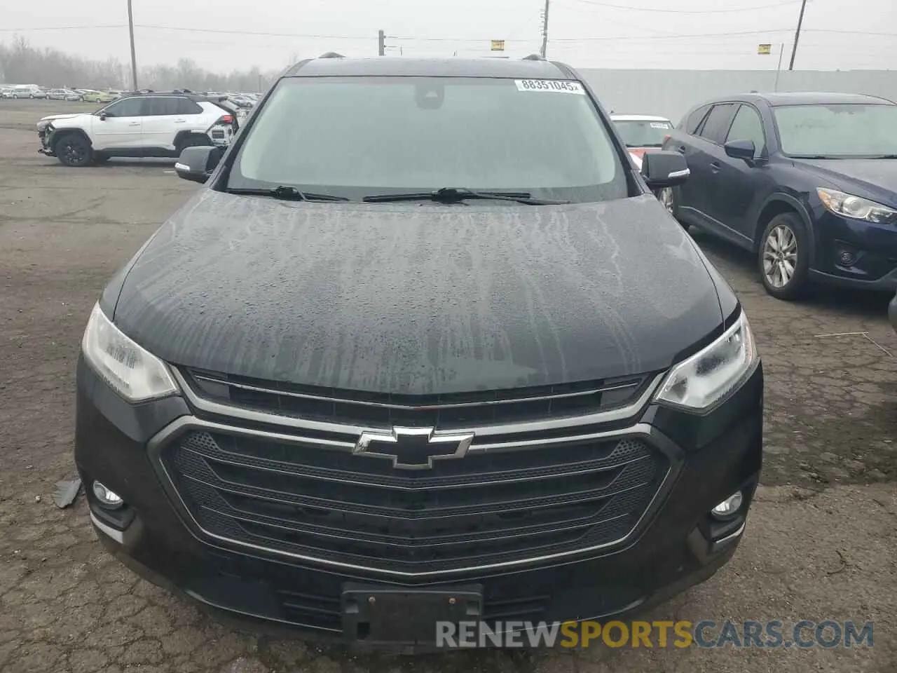 5 Photograph of a damaged car 1GNEVKKW0KJ262478 CHEVROLET TRAVERSE 2019