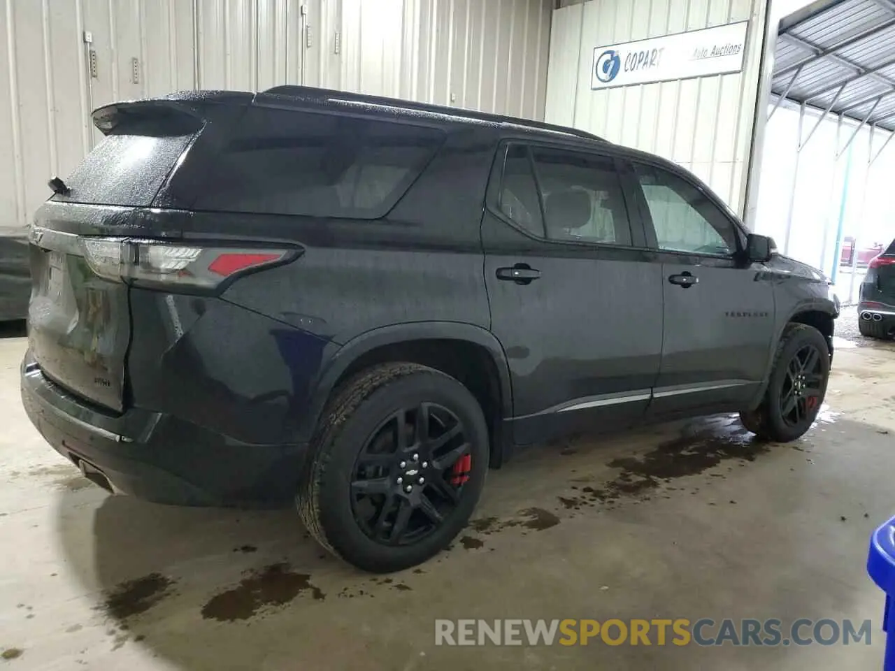 3 Photograph of a damaged car 1GNEVKKW1KJ233314 CHEVROLET TRAVERSE 2019