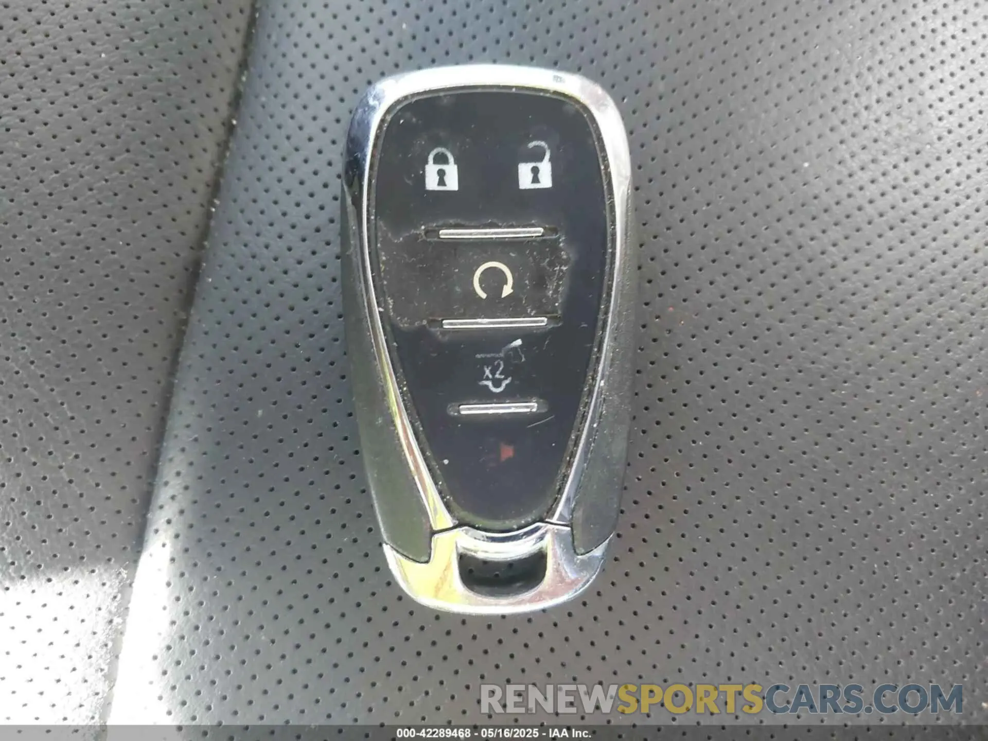 11 Фотография поврежденного автомобиля 1GNEVKKW2KJ104949 CHEVROLET TRAVERSE 2019