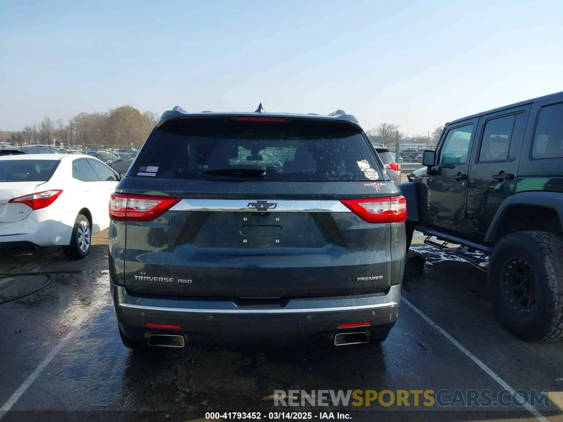 16 Фотография поврежденного автомобиля 1GNEVKKW3KJ200976 CHEVROLET TRAVERSE 2019