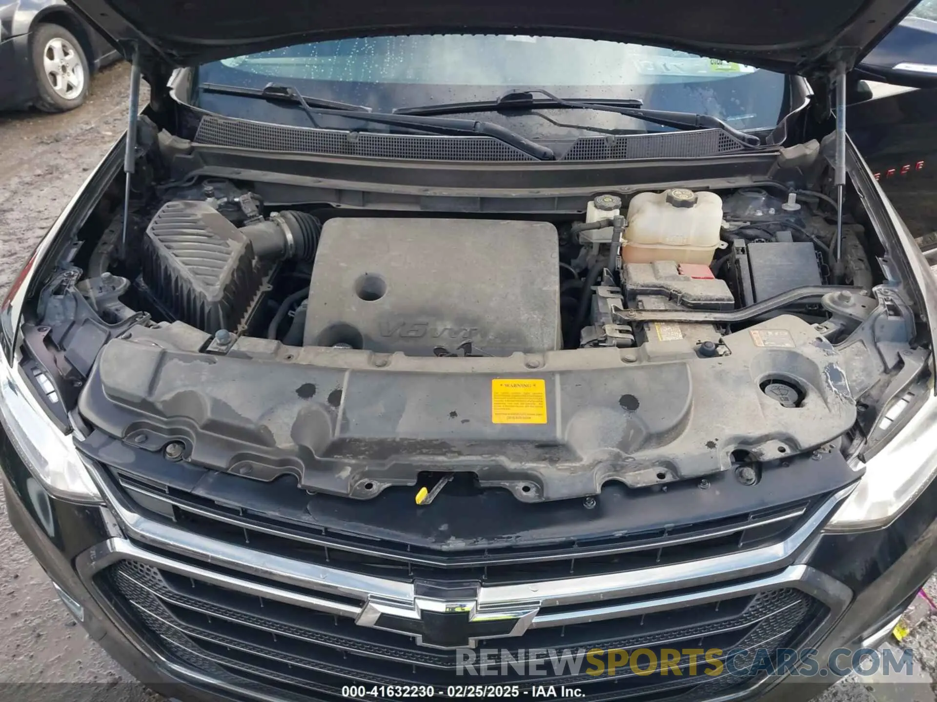 10 Фотография поврежденного автомобиля 1GNEVKKW3KJ281770 CHEVROLET TRAVERSE 2019