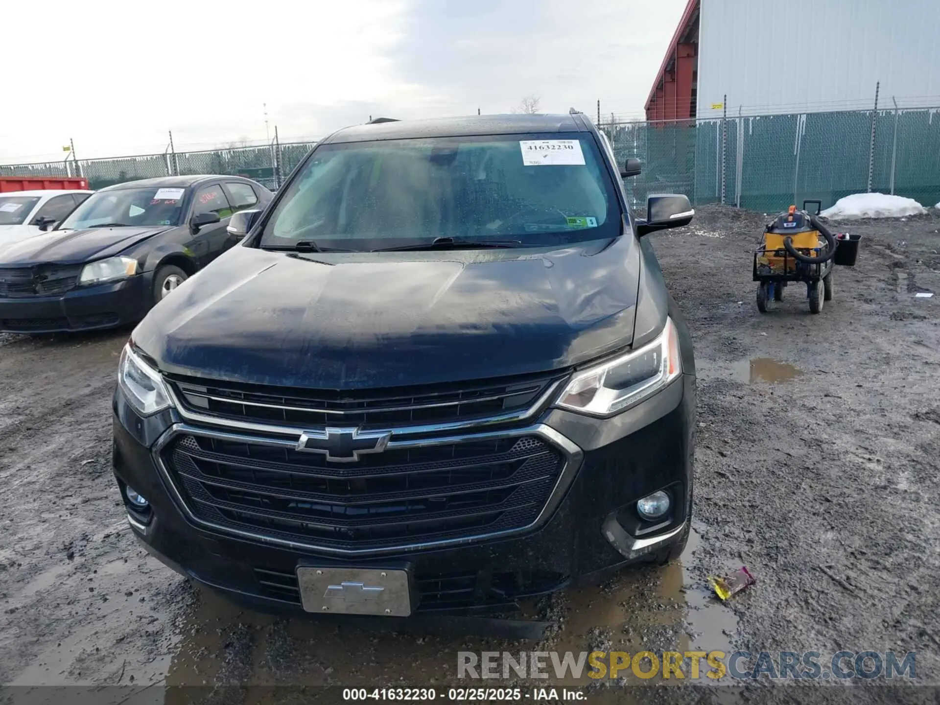 12 Фотография поврежденного автомобиля 1GNEVKKW3KJ281770 CHEVROLET TRAVERSE 2019