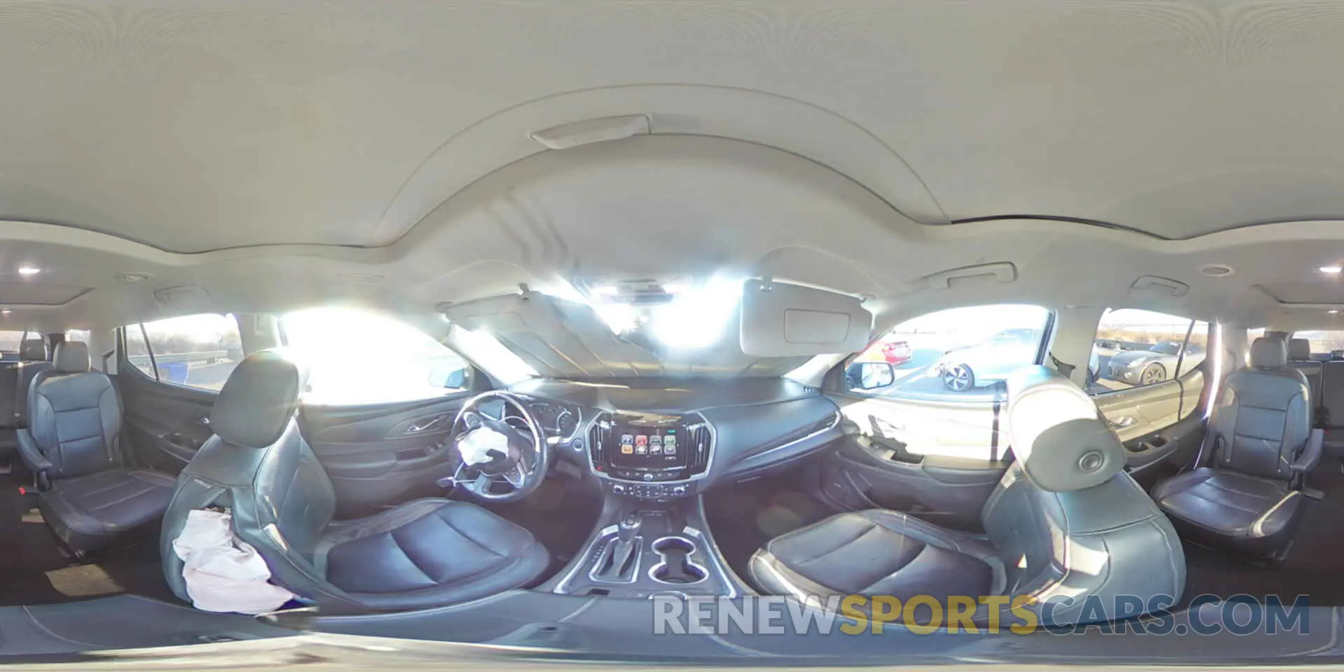 14 Photograph of a damaged car 1GNEVKKW5KJ280250 CHEVROLET TRAVERSE 2019