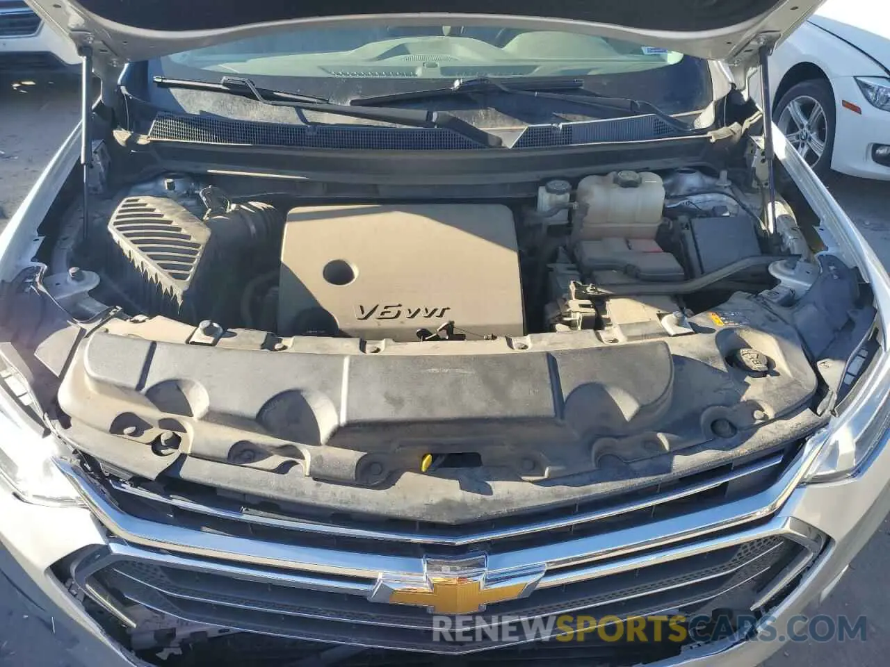 12 Фотография поврежденного автомобиля 1GNEVKKW6KJ154057 CHEVROLET TRAVERSE 2019
