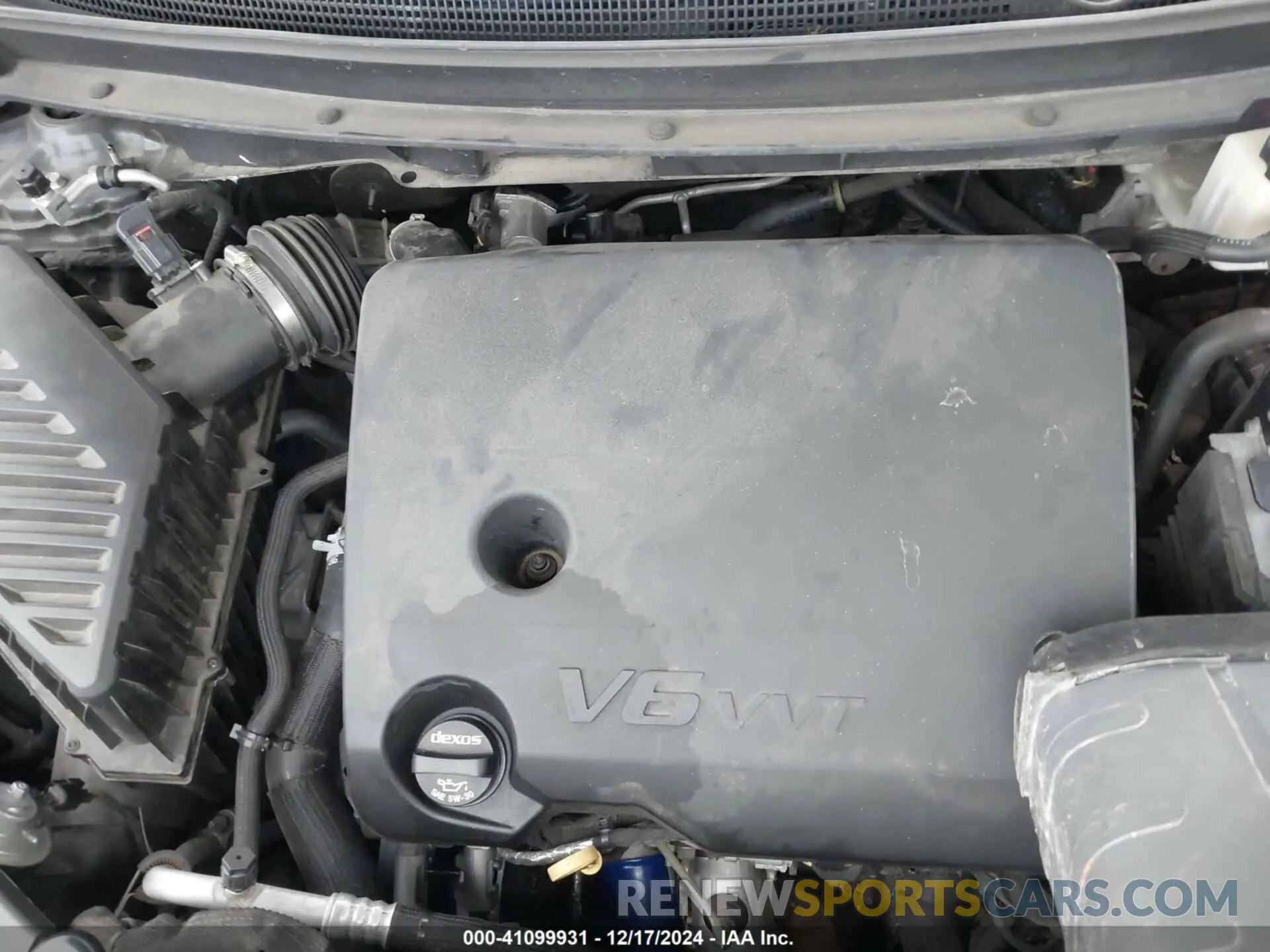 10 Photograph of a damaged car 1GNEVKKW7KJ252062 CHEVROLET TRAVERSE 2019