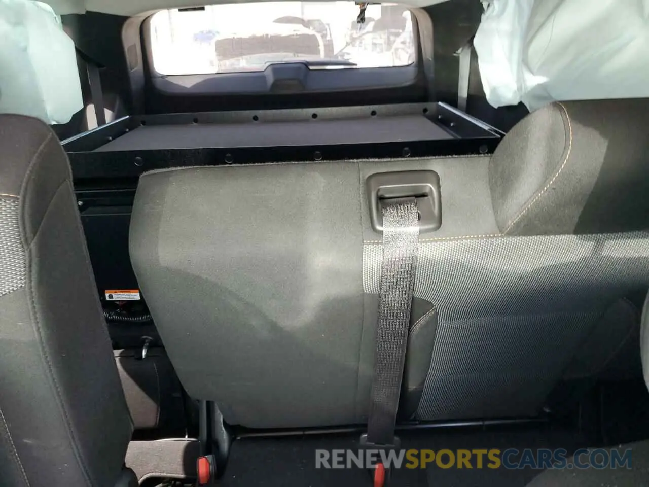 10 Фотография поврежденного автомобиля 1GNEVLKW3KJ109390 CHEVROLET TRAVERSE 2019