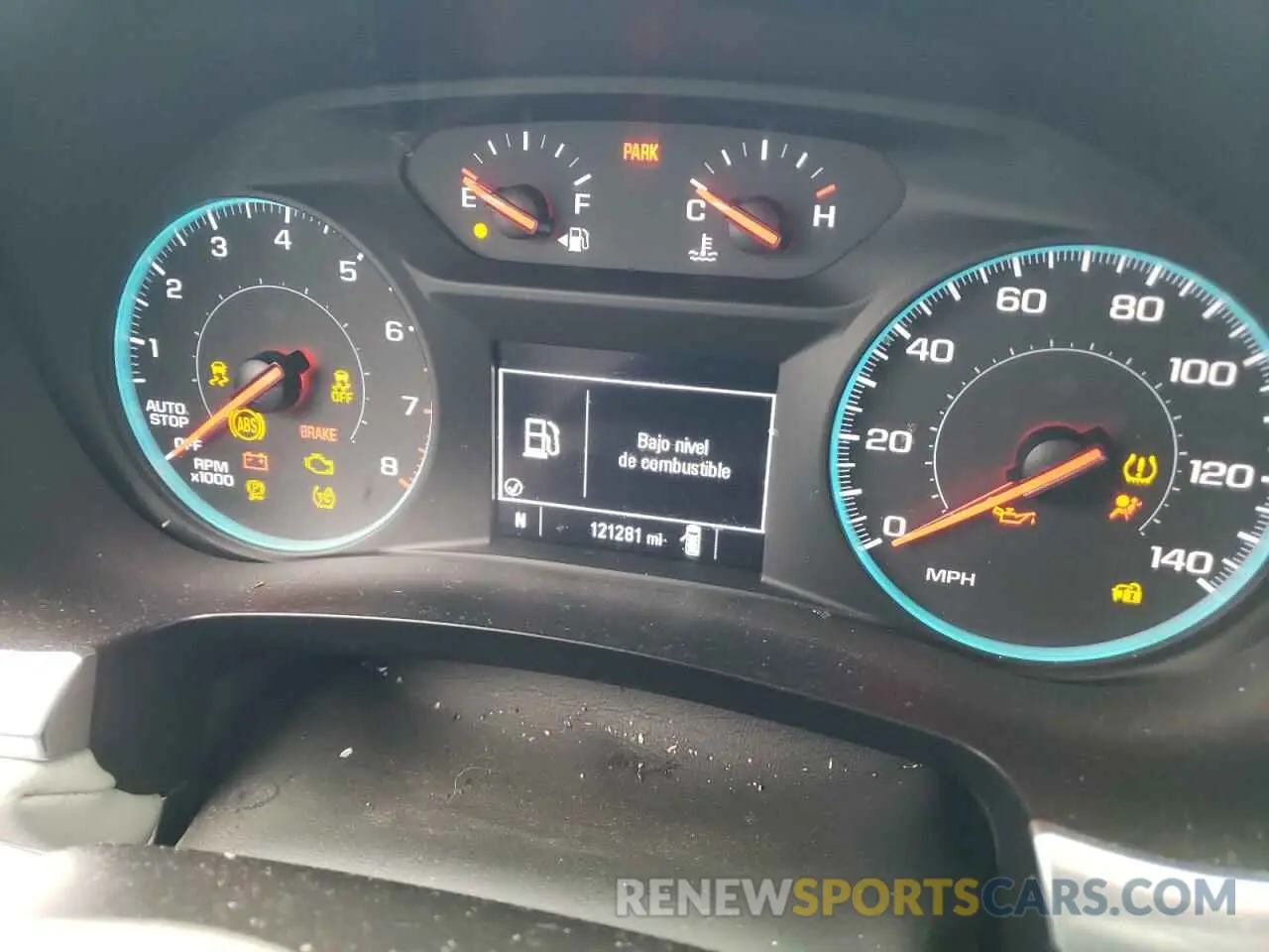 9 Photograph of a damaged car 1GNEVMKW6KJ147265 CHEVROLET TRAVERSE 2019