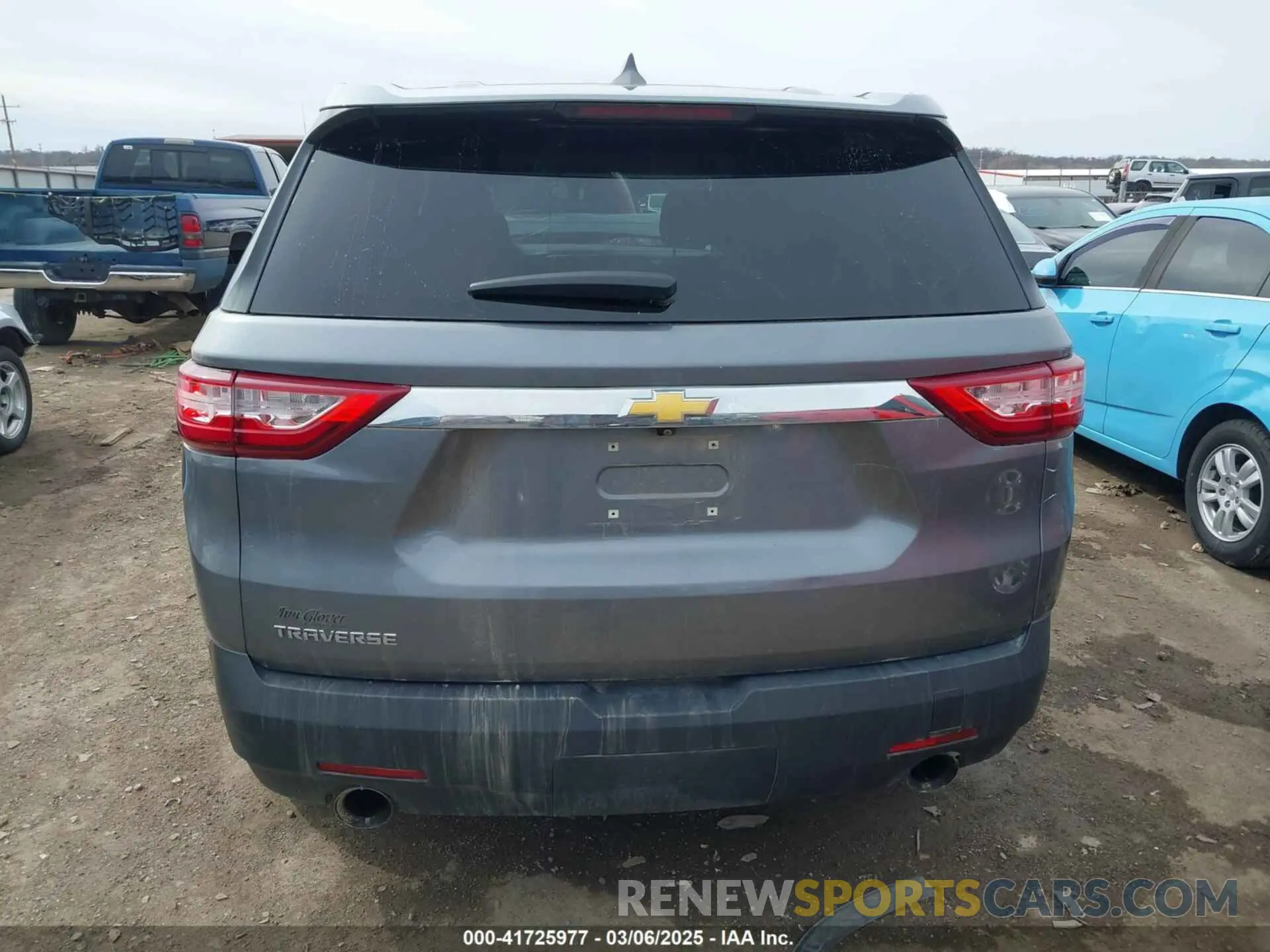16 Photograph of a damaged car 1GNERFKW0LJ115378 CHEVROLET TRAVERSE 2020