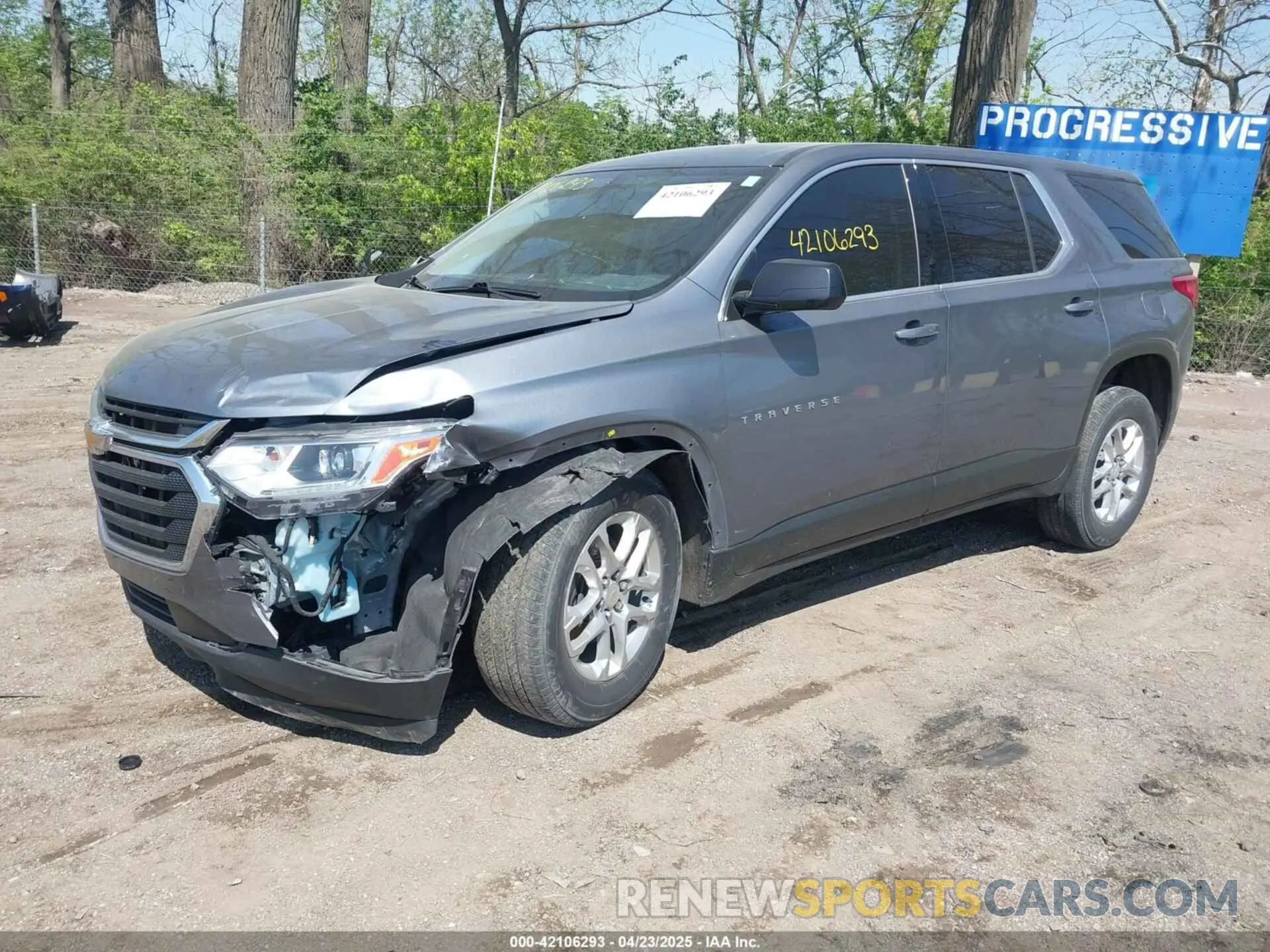 2 Photograph of a damaged car 1GNERFKW0LJ262283 CHEVROLET TRAVERSE 2020