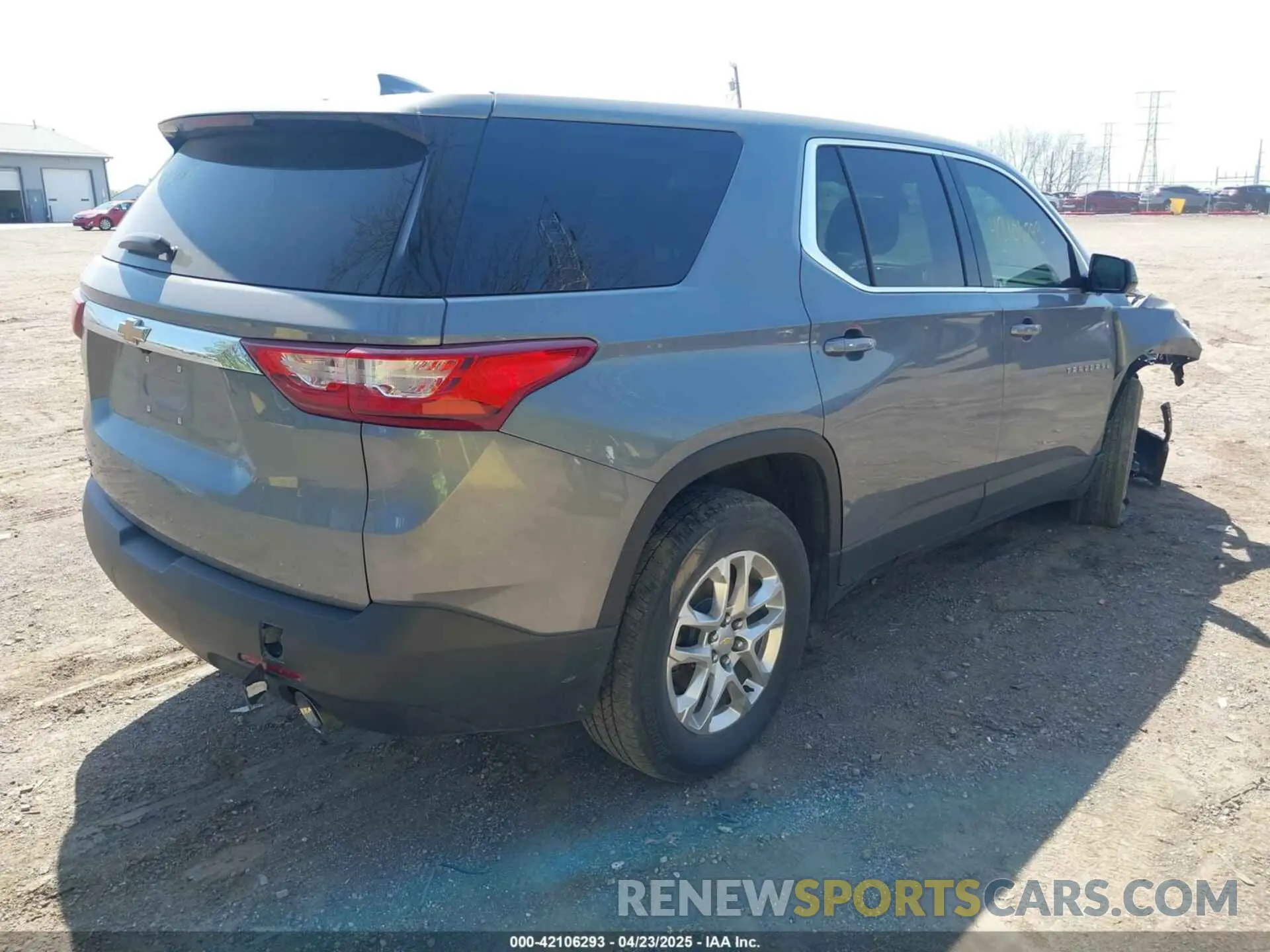 4 Photograph of a damaged car 1GNERFKW0LJ262283 CHEVROLET TRAVERSE 2020