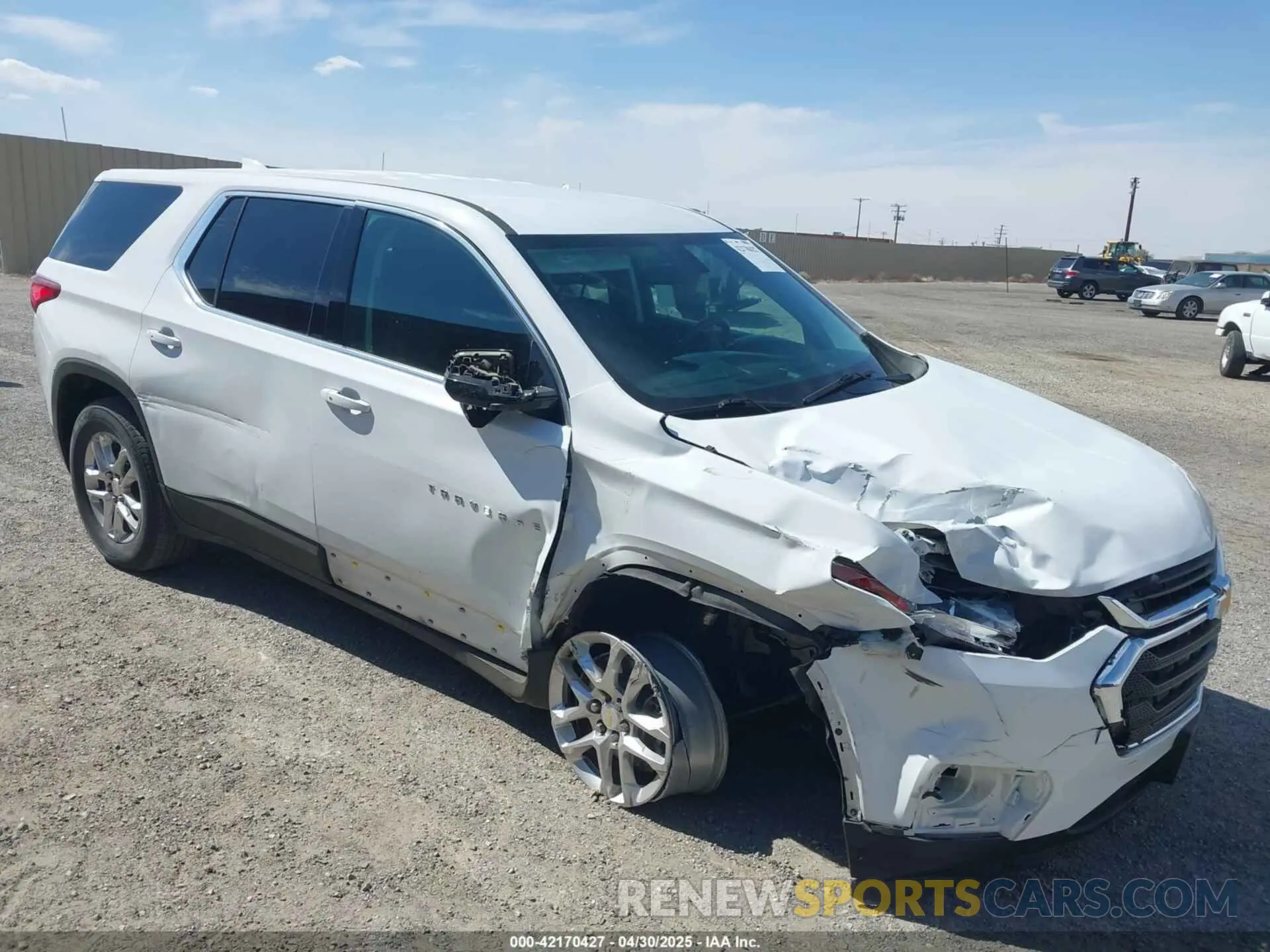 1 Photograph of a damaged car 1GNERFKW0LJ303818 CHEVROLET TRAVERSE 2020