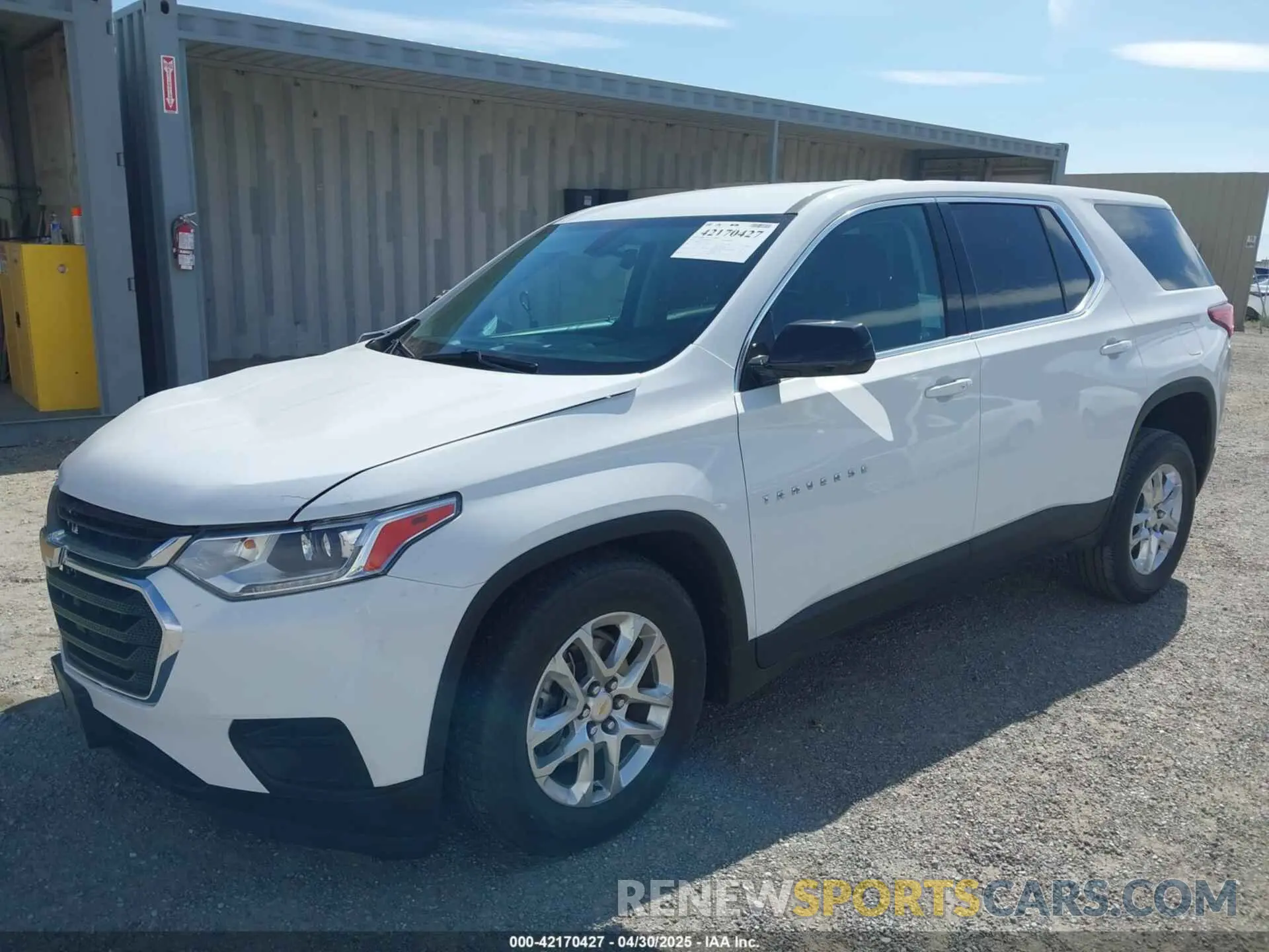 2 Photograph of a damaged car 1GNERFKW0LJ303818 CHEVROLET TRAVERSE 2020