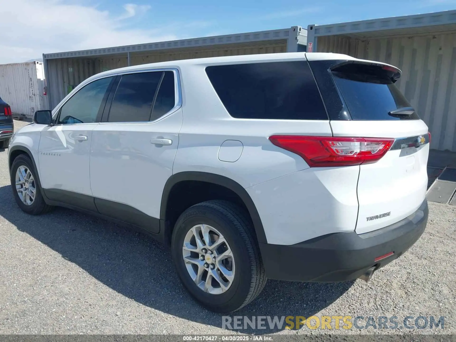 3 Photograph of a damaged car 1GNERFKW0LJ303818 CHEVROLET TRAVERSE 2020