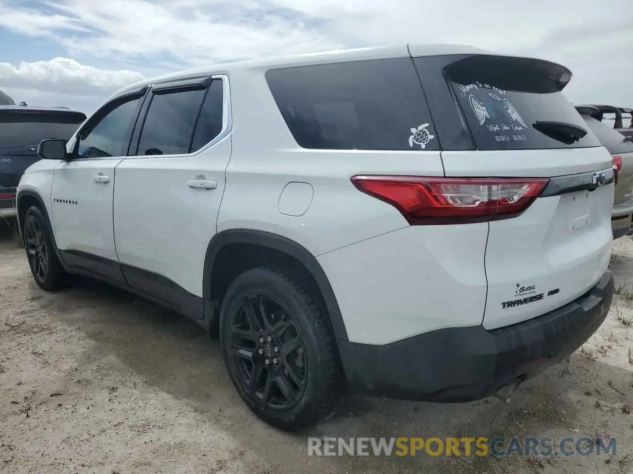 2 Photograph of a damaged car 1GNERFKW1LJ280002 CHEVROLET TRAVERSE 2020