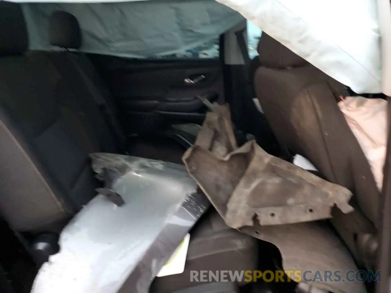 11 Photograph of a damaged car 1GNERFKW2LJ145630 CHEVROLET TRAVERSE 2020