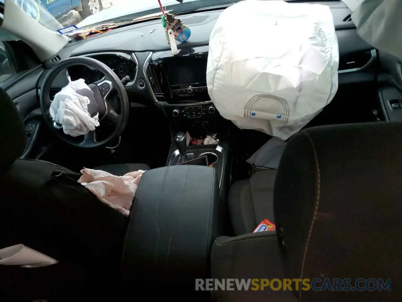 8 Photograph of a damaged car 1GNERFKW2LJ145630 CHEVROLET TRAVERSE 2020
