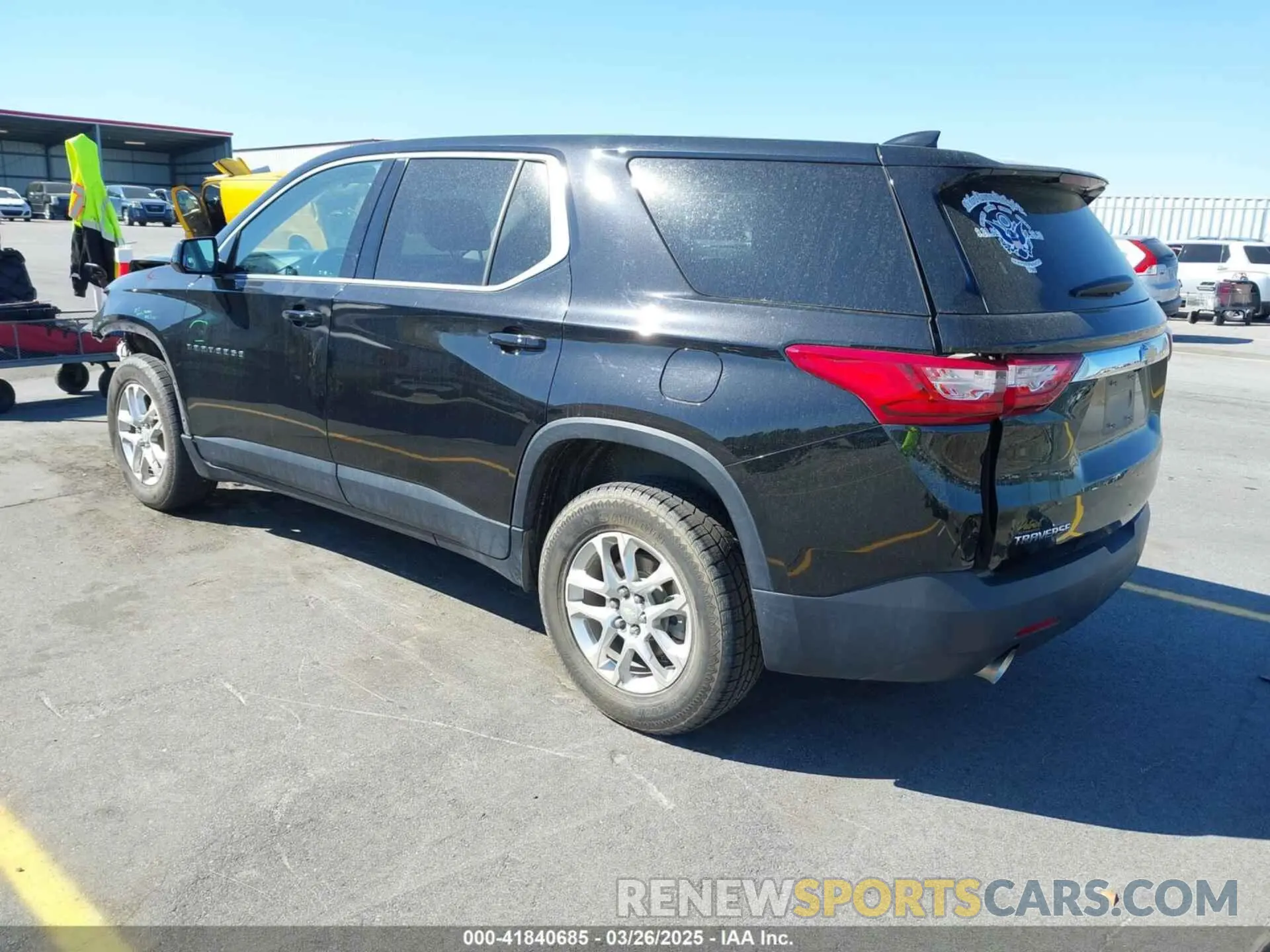 3 Фотография поврежденного автомобиля 1GNERFKW2LJ183763 CHEVROLET TRAVERSE 2020