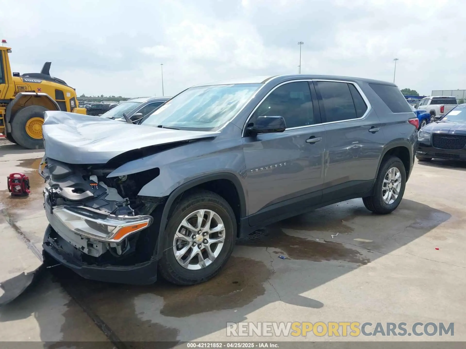 2 Фотография поврежденного автомобиля 1GNERFKW2LJ214154 CHEVROLET TRAVERSE 2020