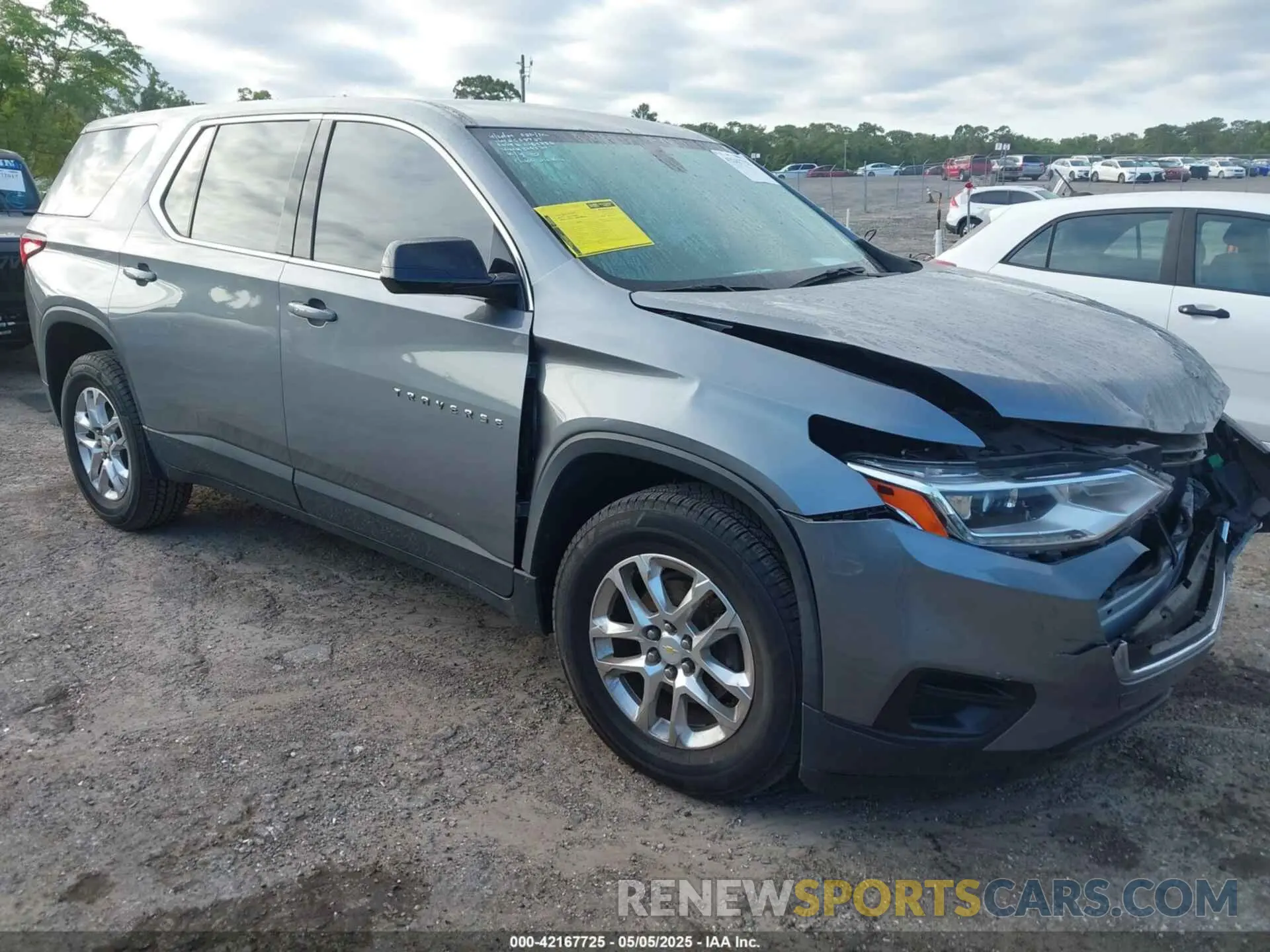 1 Photograph of a damaged car 1GNERFKW2LJ276394 CHEVROLET TRAVERSE 2020