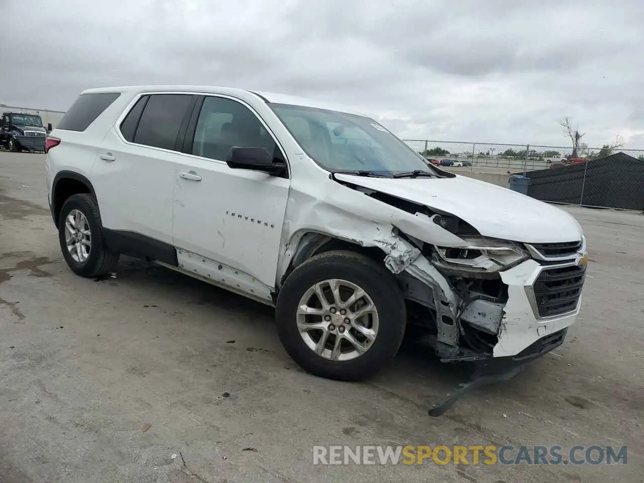 4 Photograph of a damaged car 1GNERFKW3LJ115214 CHEVROLET TRAVERSE 2020