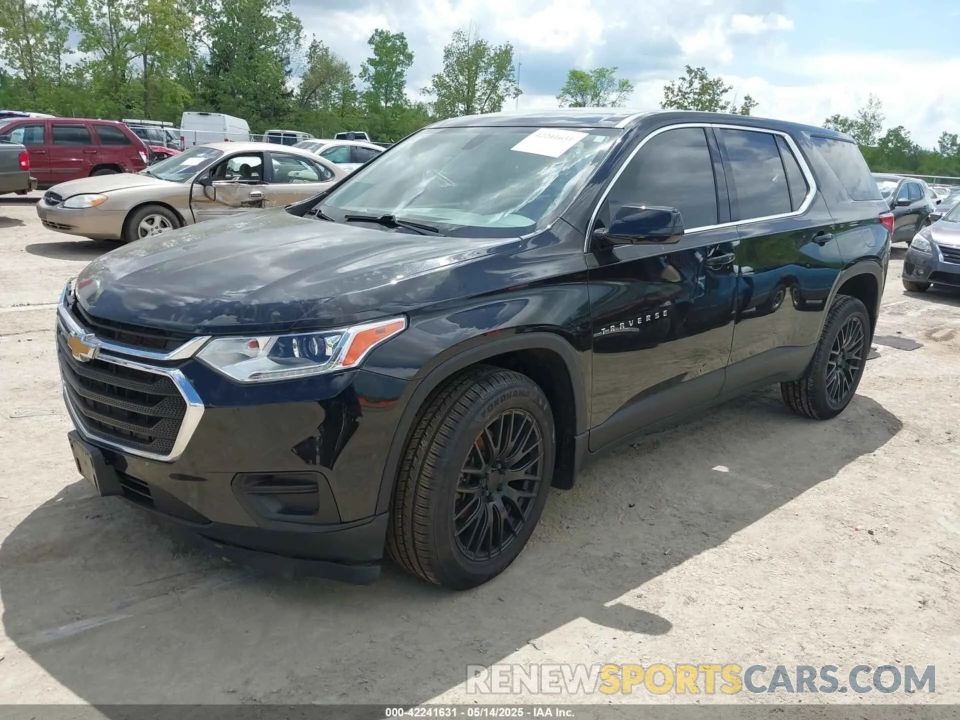 2 Фотография поврежденного автомобиля 1GNERFKW3LJ180984 CHEVROLET TRAVERSE 2020