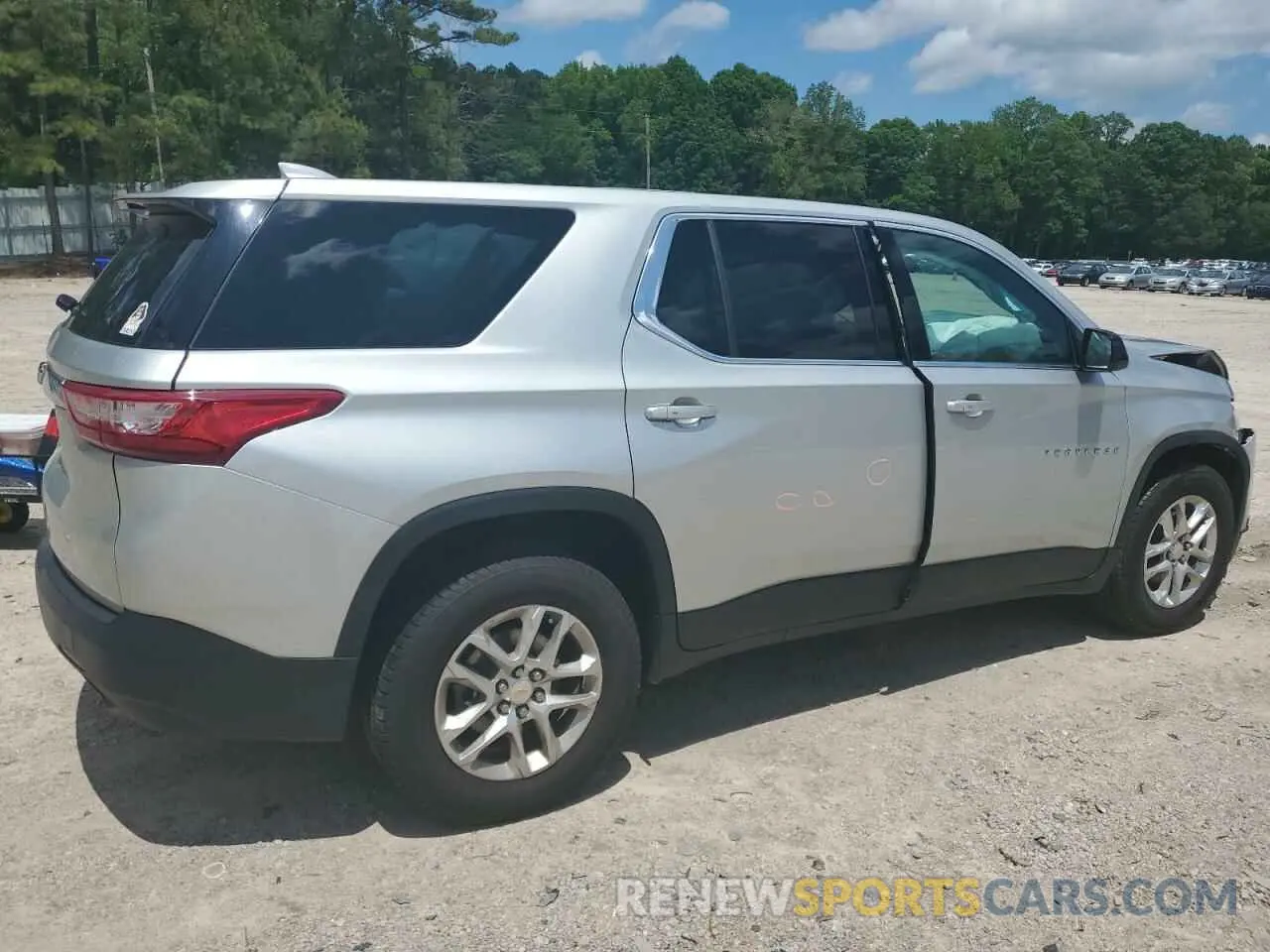3 Photograph of a damaged car 1GNERFKW4LJ267390 CHEVROLET TRAVERSE 2020