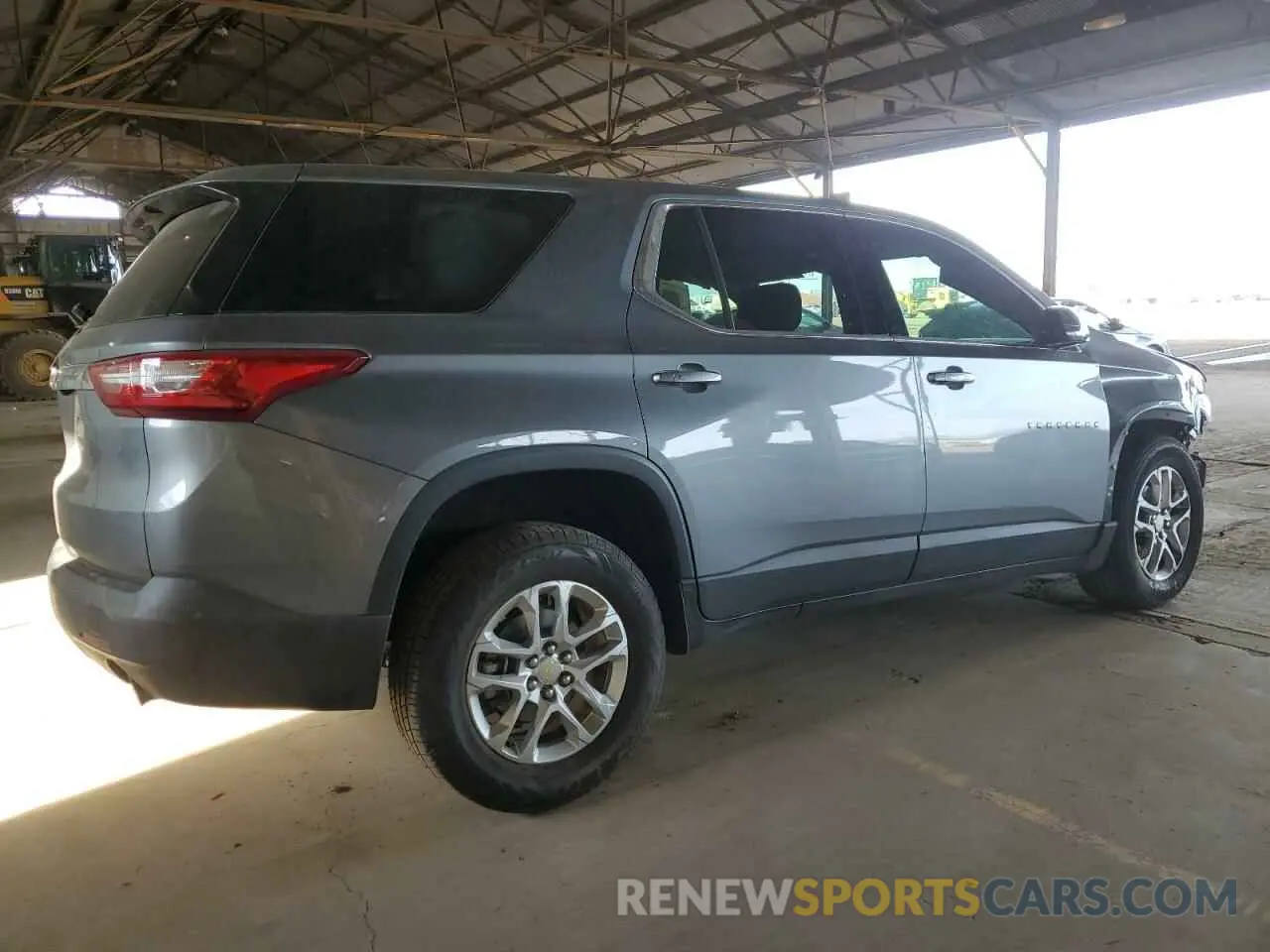 3 Photograph of a damaged car 1GNERFKW5LJ126490 CHEVROLET TRAVERSE 2020