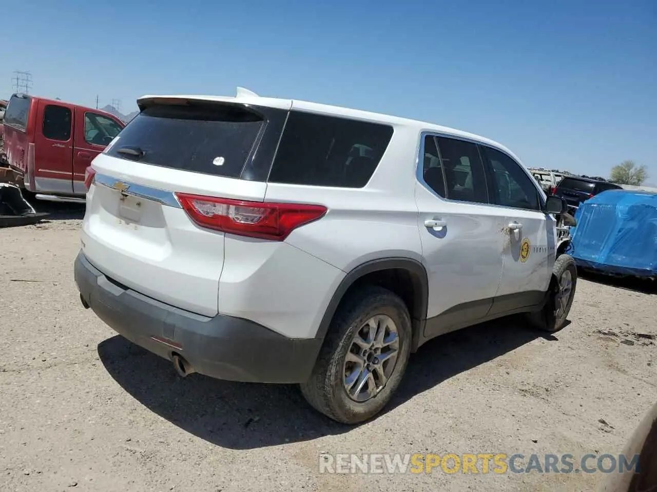 3 Фотография поврежденного автомобиля 1GNERFKW5LJ204475 CHEVROLET TRAVERSE 2020