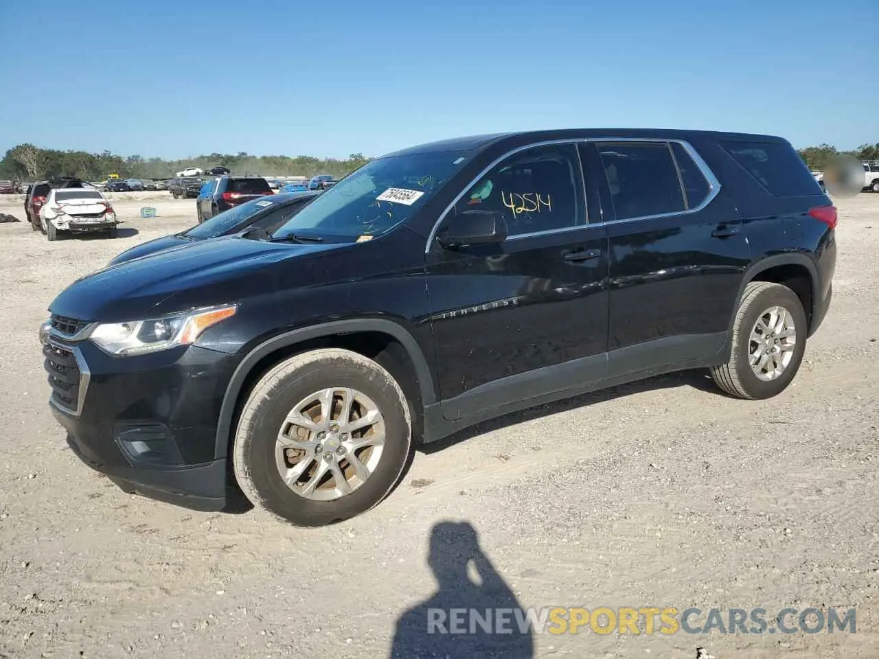 1 Фотография поврежденного автомобиля 1GNERFKW6LJ206705 CHEVROLET TRAVERSE 2020