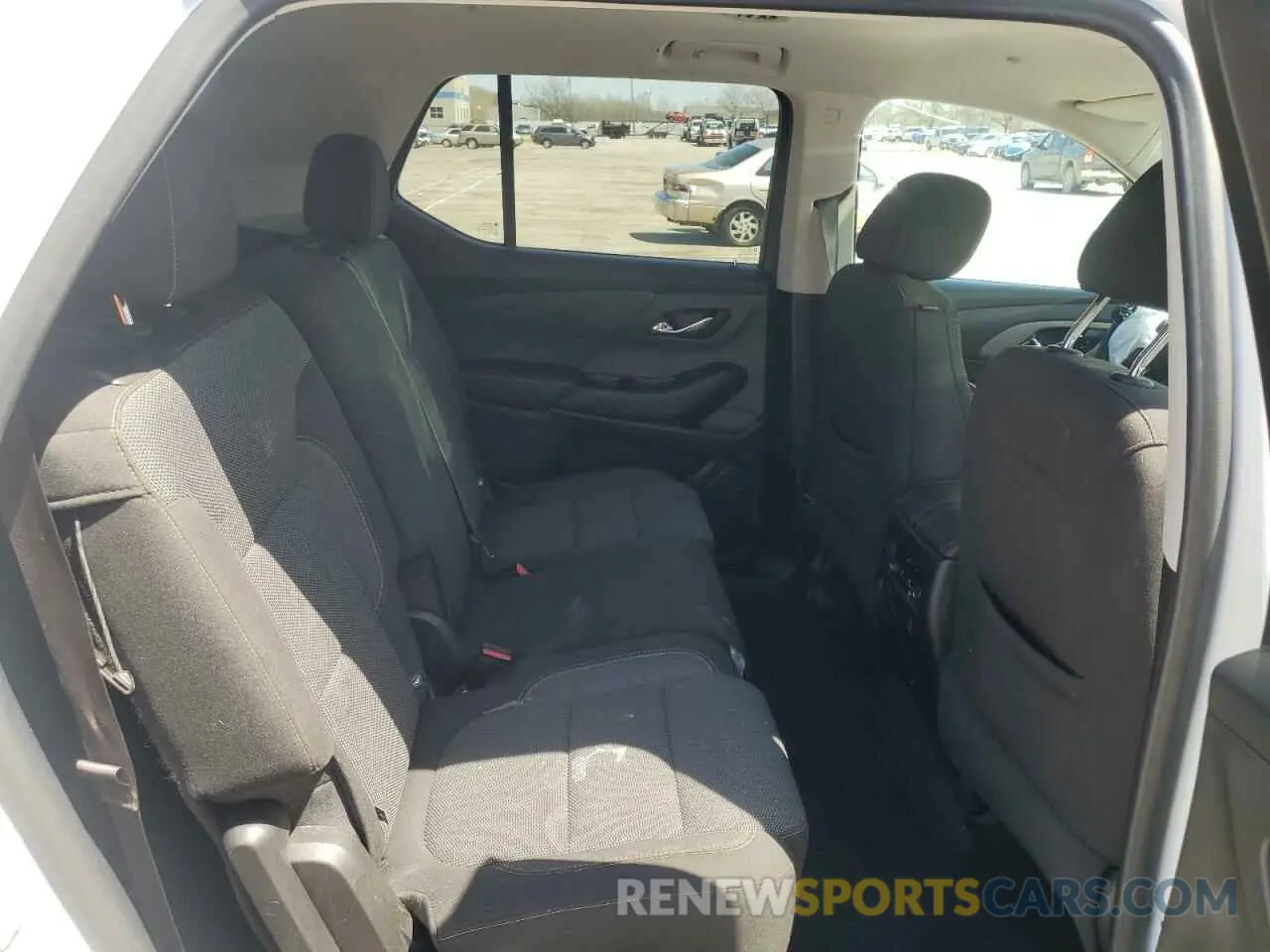 11 Photograph of a damaged car 1GNERFKW6LJ267181 CHEVROLET TRAVERSE 2020