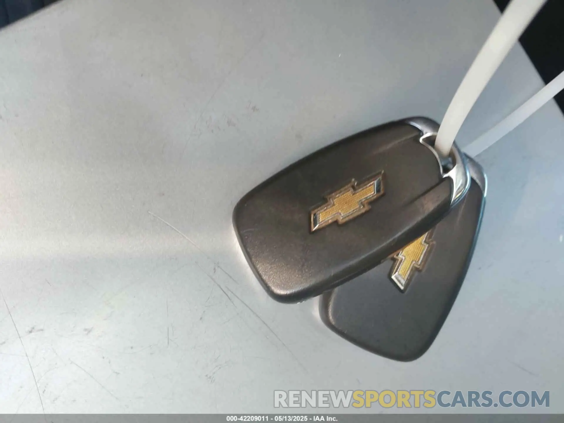 11 Photograph of a damaged car 1GNERFKW8LJ204213 CHEVROLET TRAVERSE 2020