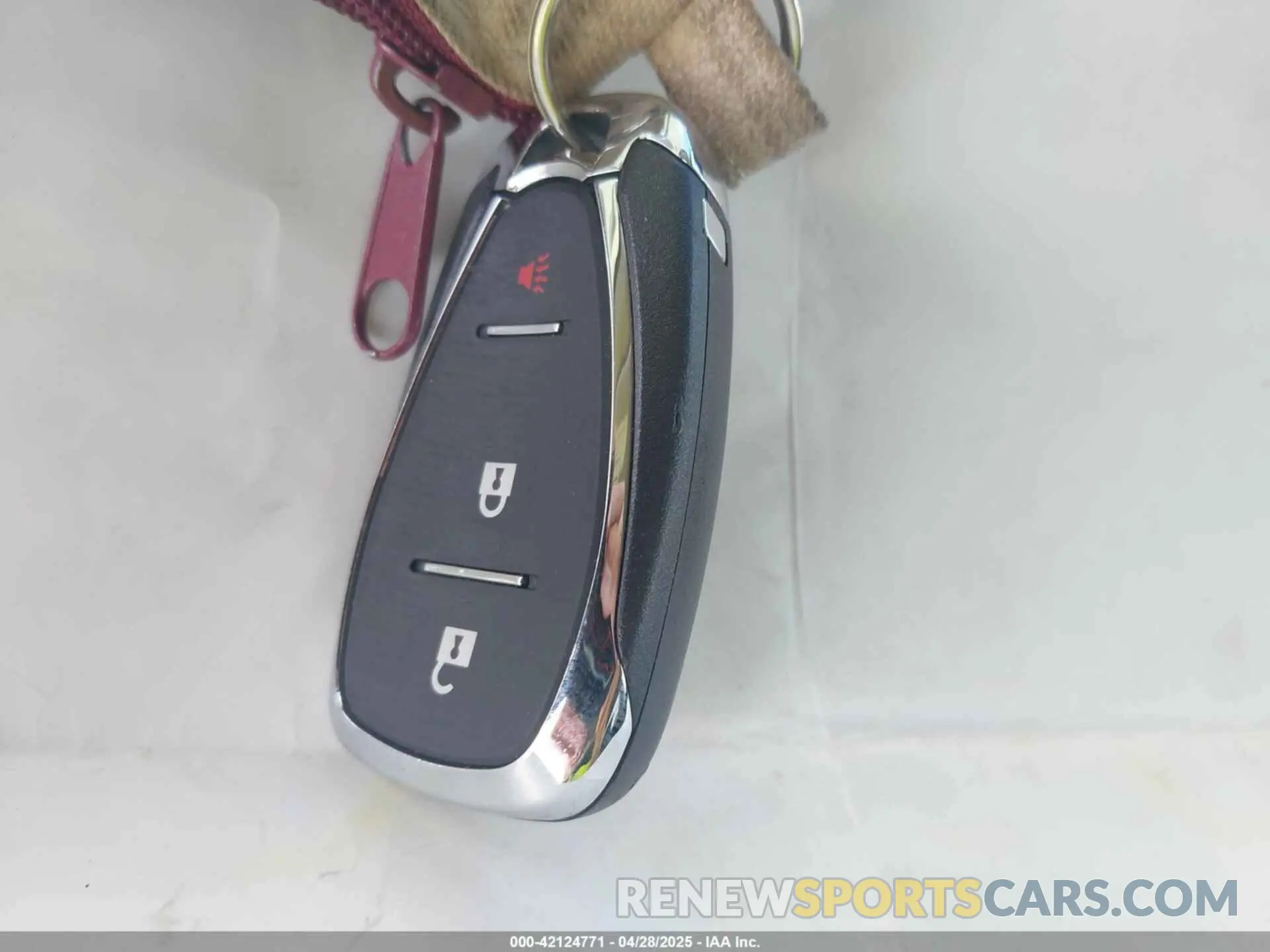 11 Photograph of a damaged car 1GNERFKW8LJ262886 CHEVROLET TRAVERSE 2020