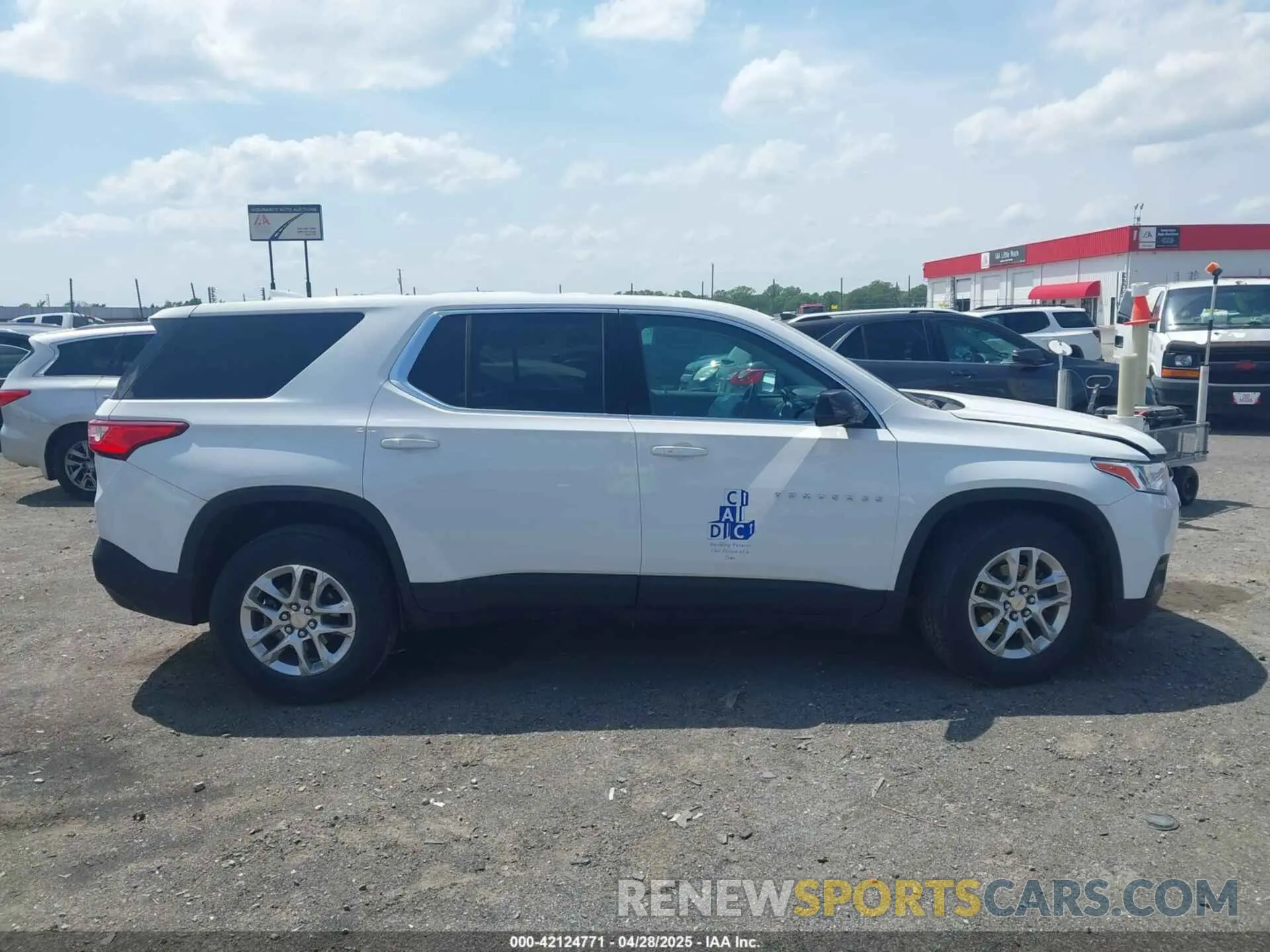 13 Photograph of a damaged car 1GNERFKW8LJ262886 CHEVROLET TRAVERSE 2020