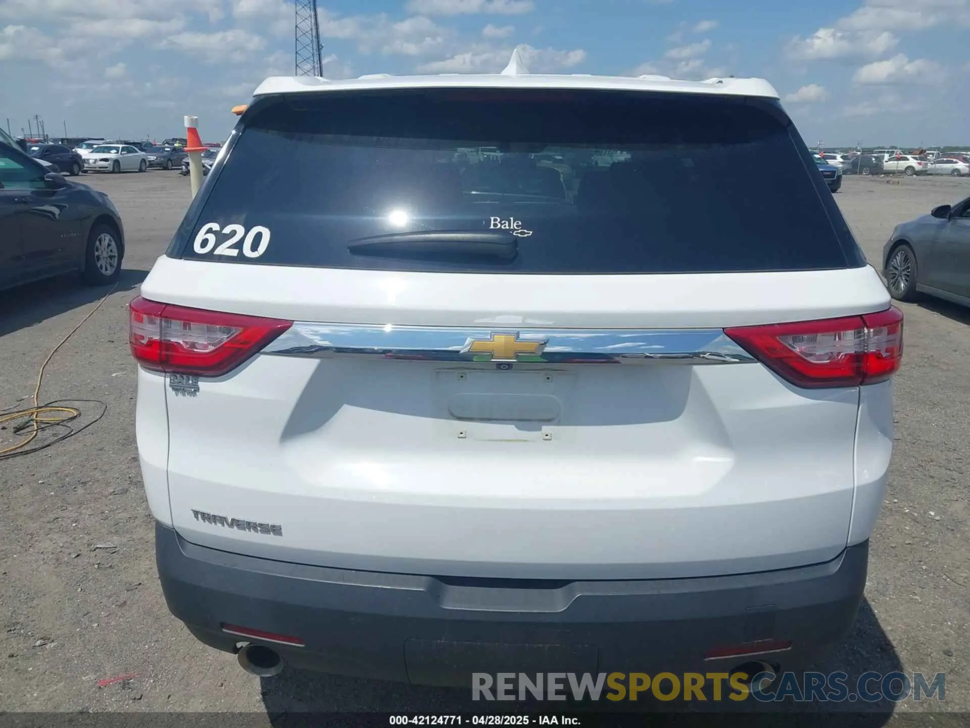16 Photograph of a damaged car 1GNERFKW8LJ262886 CHEVROLET TRAVERSE 2020