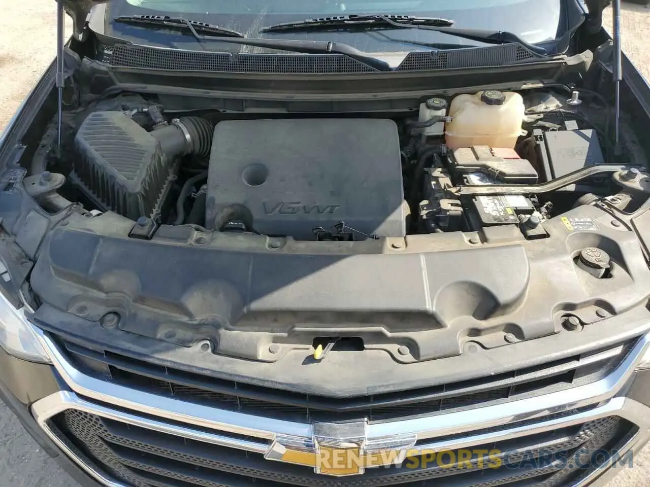 12 Photograph of a damaged car 1GNERFKW9LJ137511 CHEVROLET TRAVERSE 2020