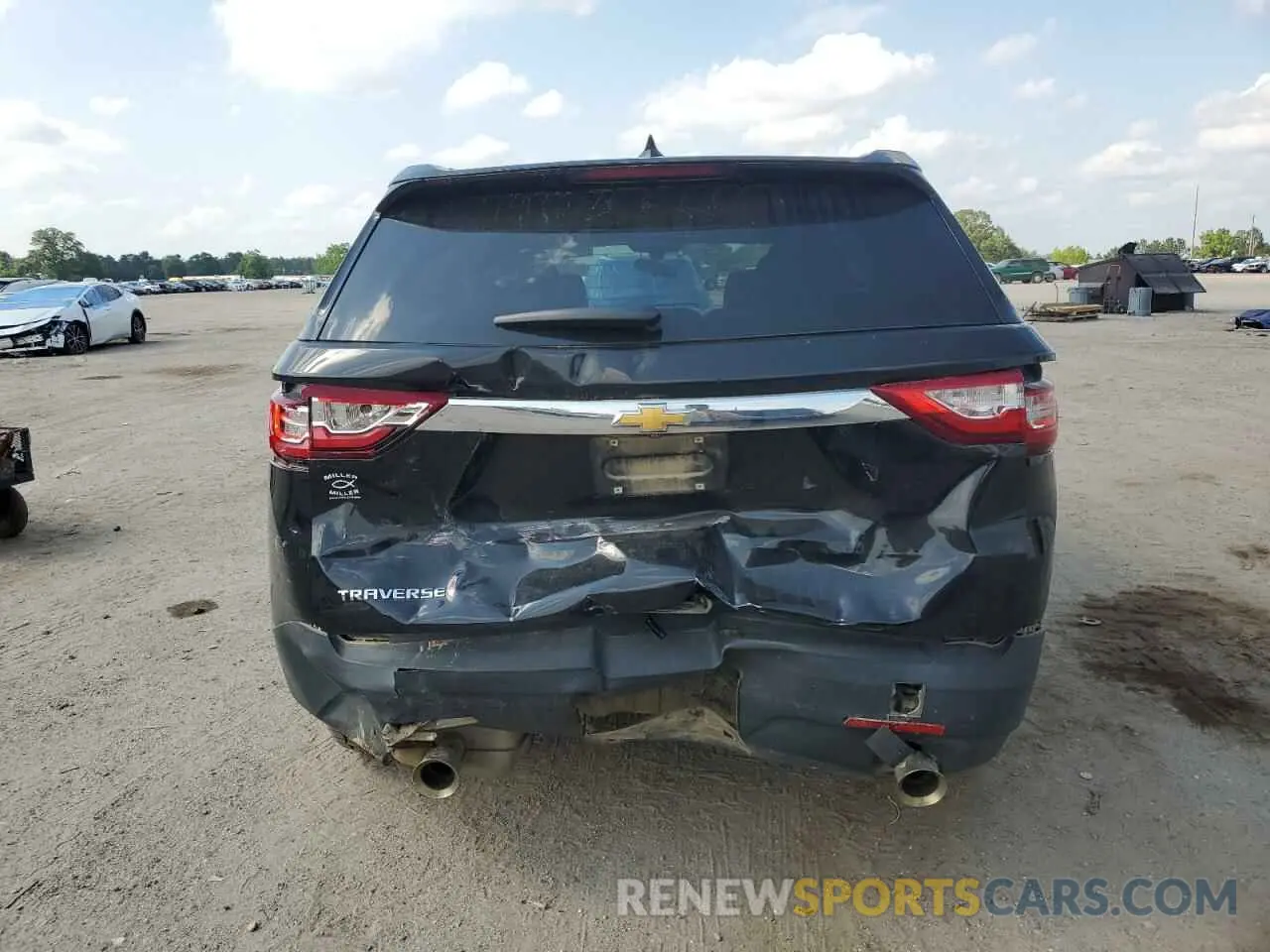 6 Photograph of a damaged car 1GNERFKW9LJ137511 CHEVROLET TRAVERSE 2020