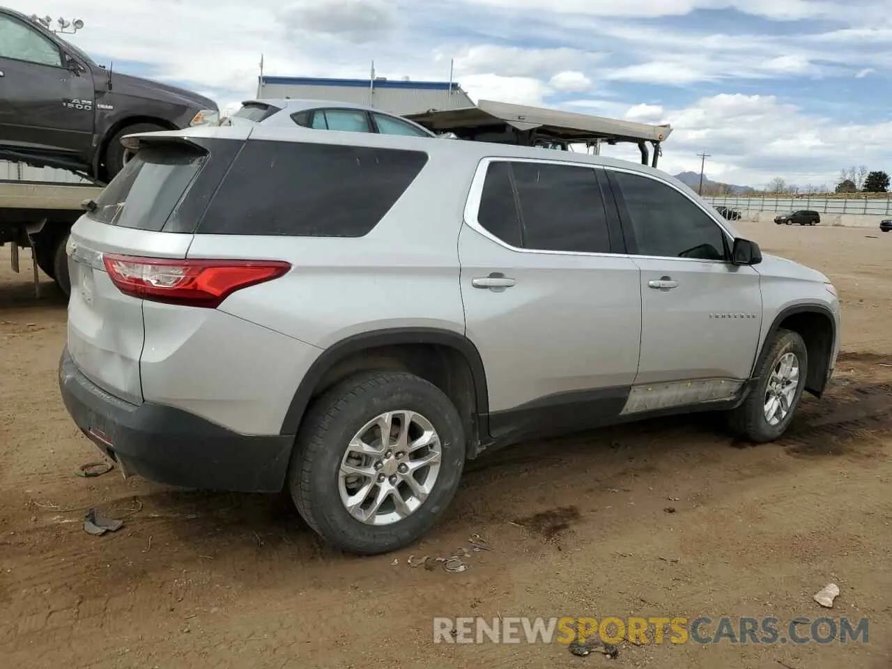 3 Photograph of a damaged car 1GNERFKW9LJ275842 CHEVROLET TRAVERSE 2020
