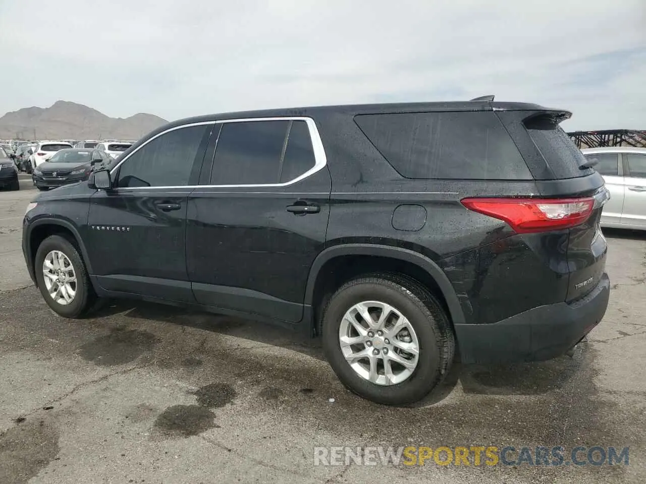2 Photograph of a damaged car 1GNERFKWXLJ257852 CHEVROLET TRAVERSE 2020