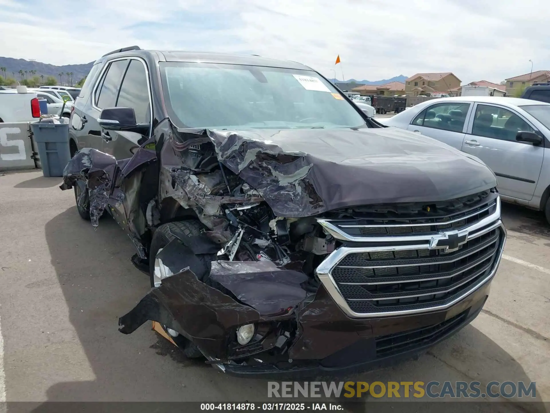 6 Photograph of a damaged car 1GNERGKW0LJ200372 CHEVROLET TRAVERSE 2020