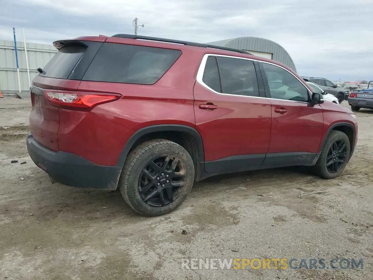 3 Фотография поврежденного автомобиля 1GNERGKW0LJ265609 CHEVROLET TRAVERSE 2020